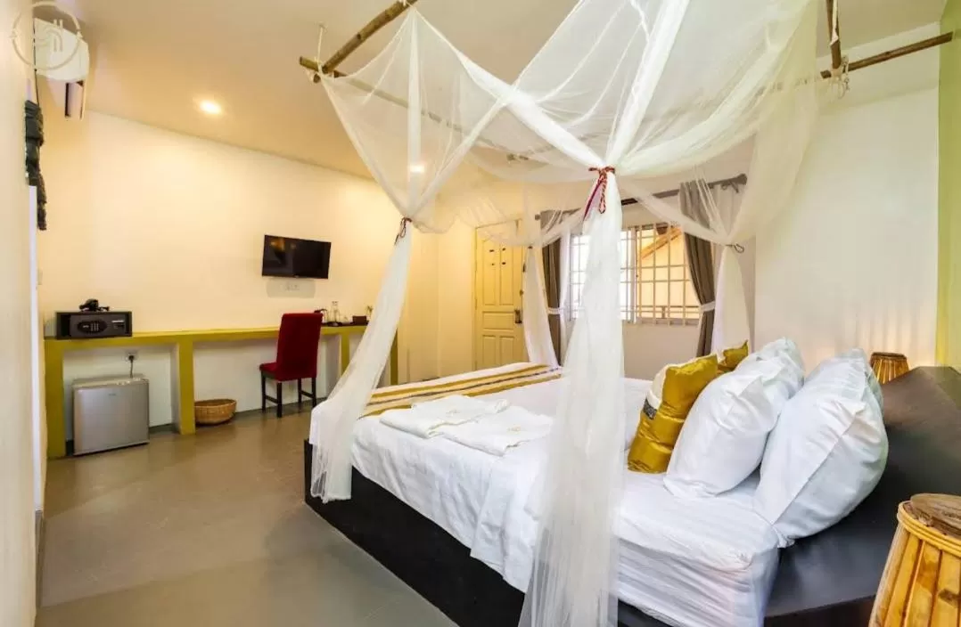 Bed in ERCAN BOUTiQUE