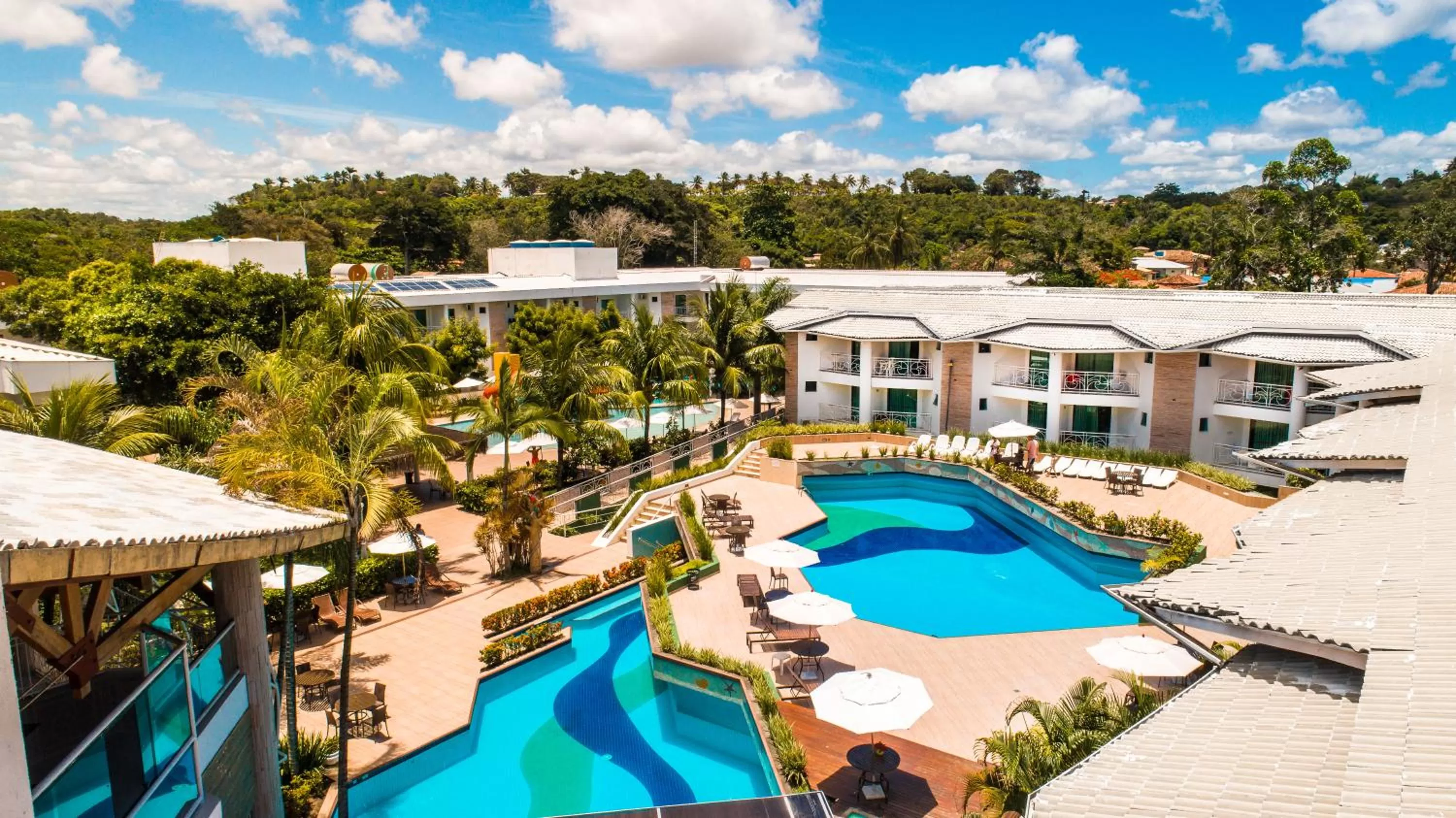 Swimming pool in Portal Beach - Rede Soberano