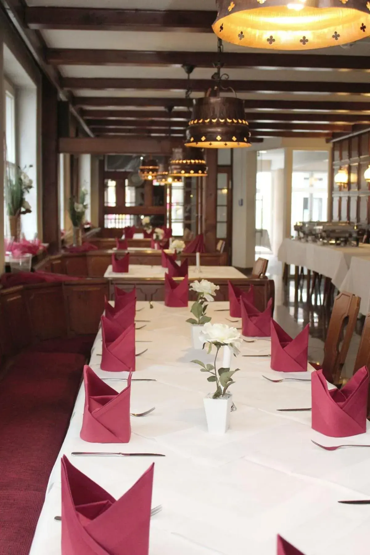 Restaurant/Places to Eat in Hotel & Restaurant Lamm