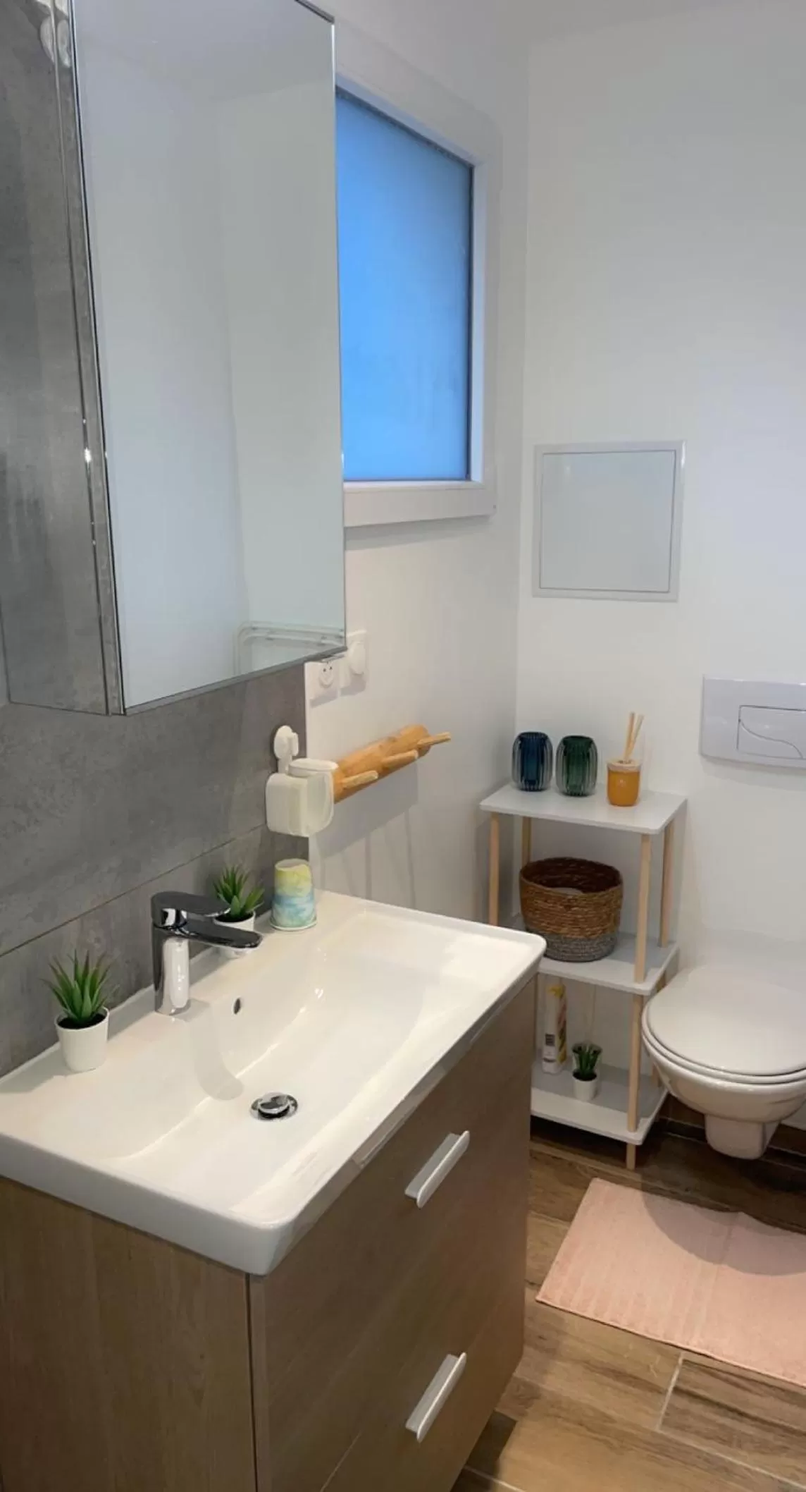 Bathroom in Chambre tournesol