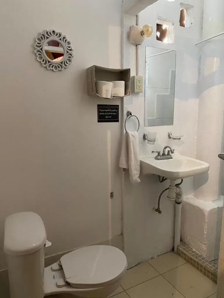 Bathroom in Chuchumbé Hotel Cultural, Restaurante & Café