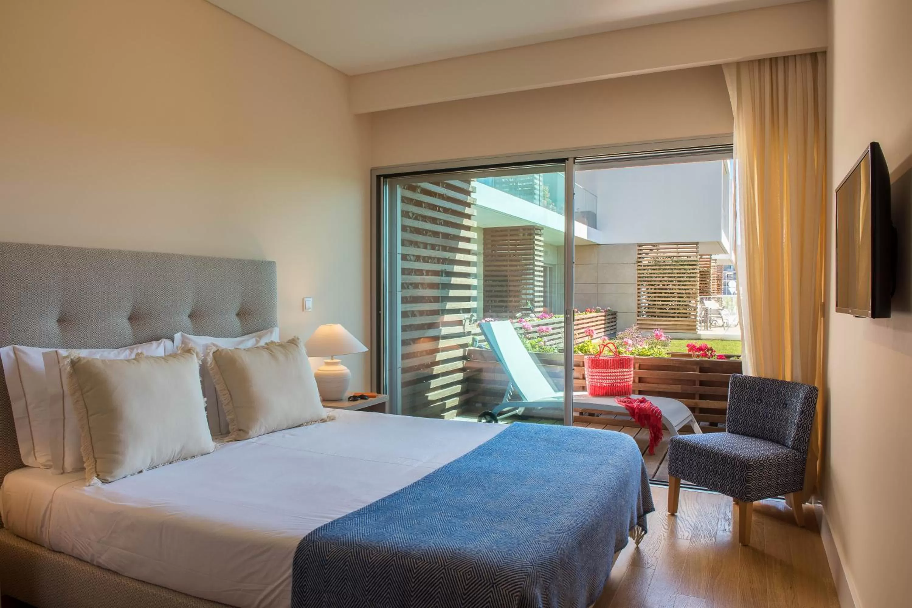 Photo of the whole room, Bed in Praia do Sal Resort