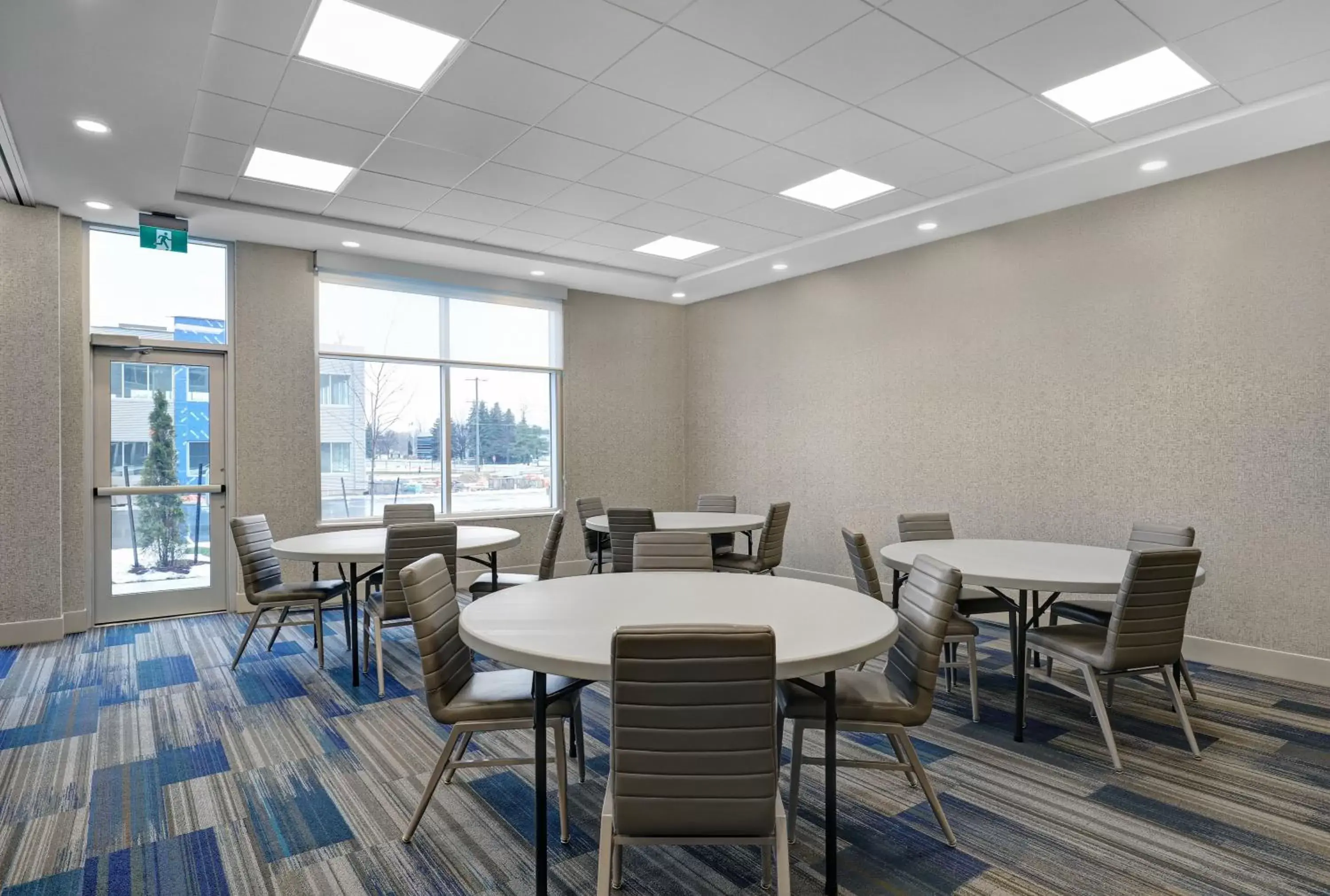 Meeting/conference room in Holiday Inn Express & Suites - Collingwood
