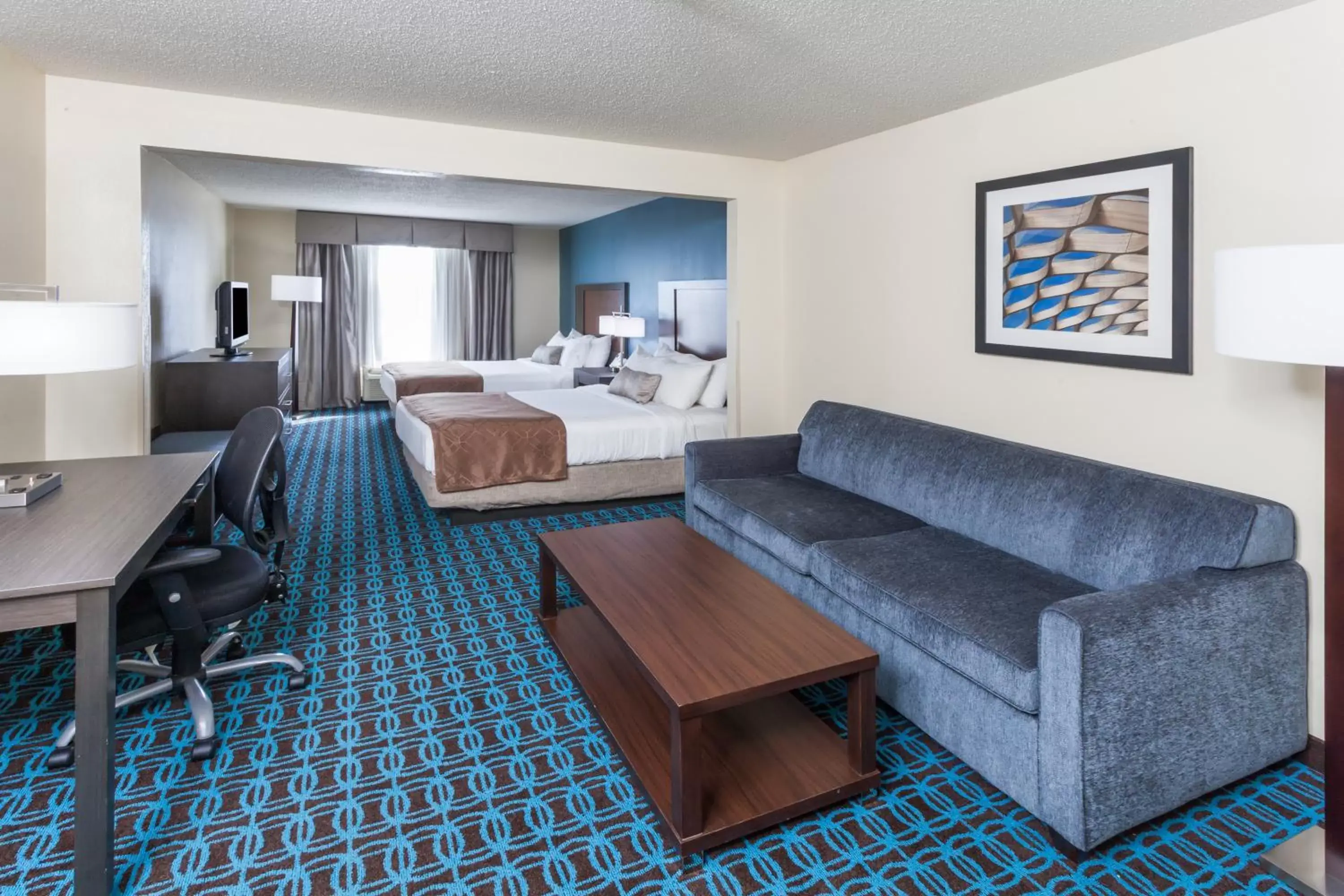 Deluxe Room with 2 Queen Beds, Non-Smoking in Wingate by Wyndham Schaumburg