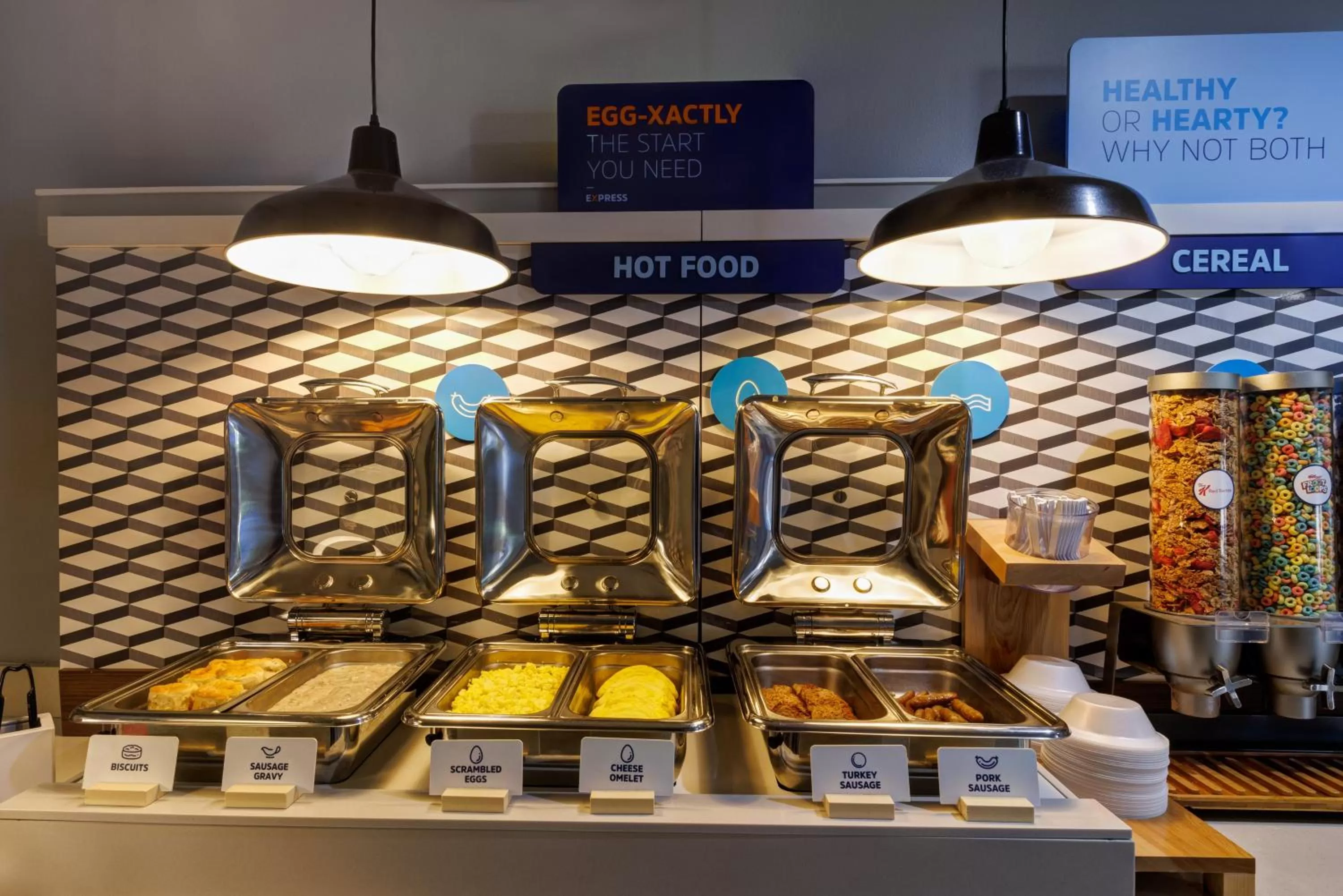 Restaurant/places to eat in Holiday Inn Express & Suites Shelbyville Indianapolis by IHG