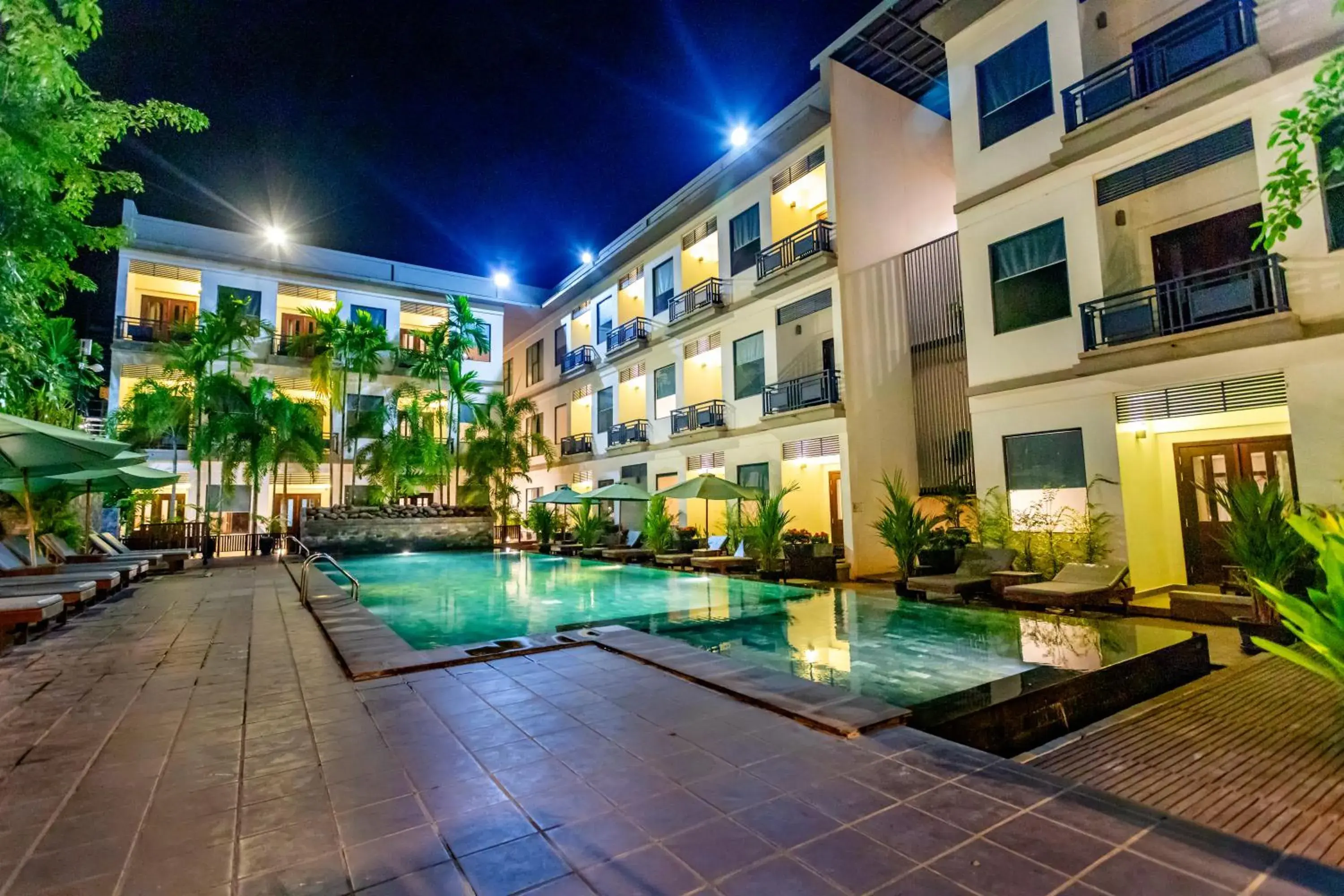 Property building, Swimming Pool in Green Amazon Residence Hotel