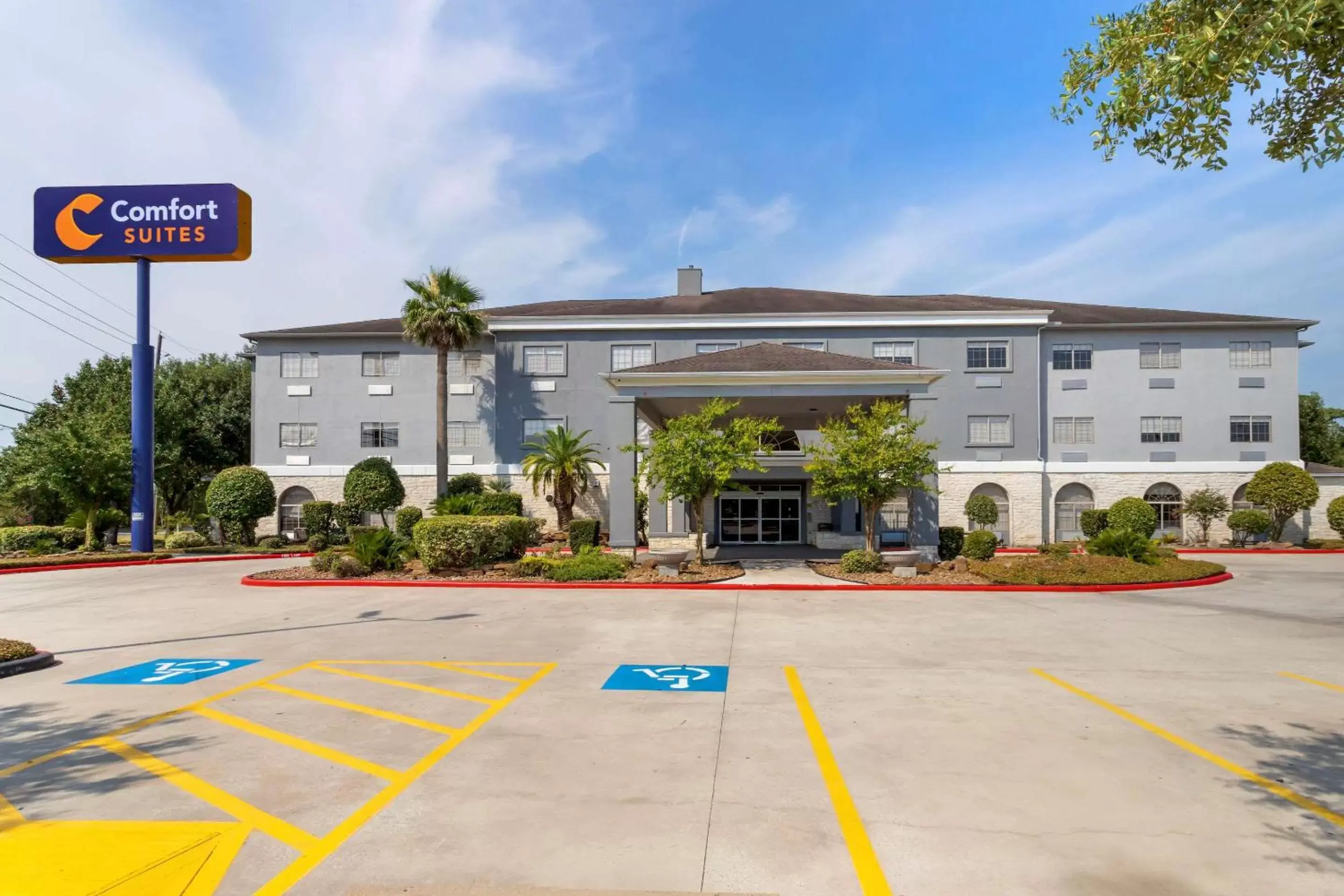 Property Building in Comfort Suites Kingwood Humble Houston North