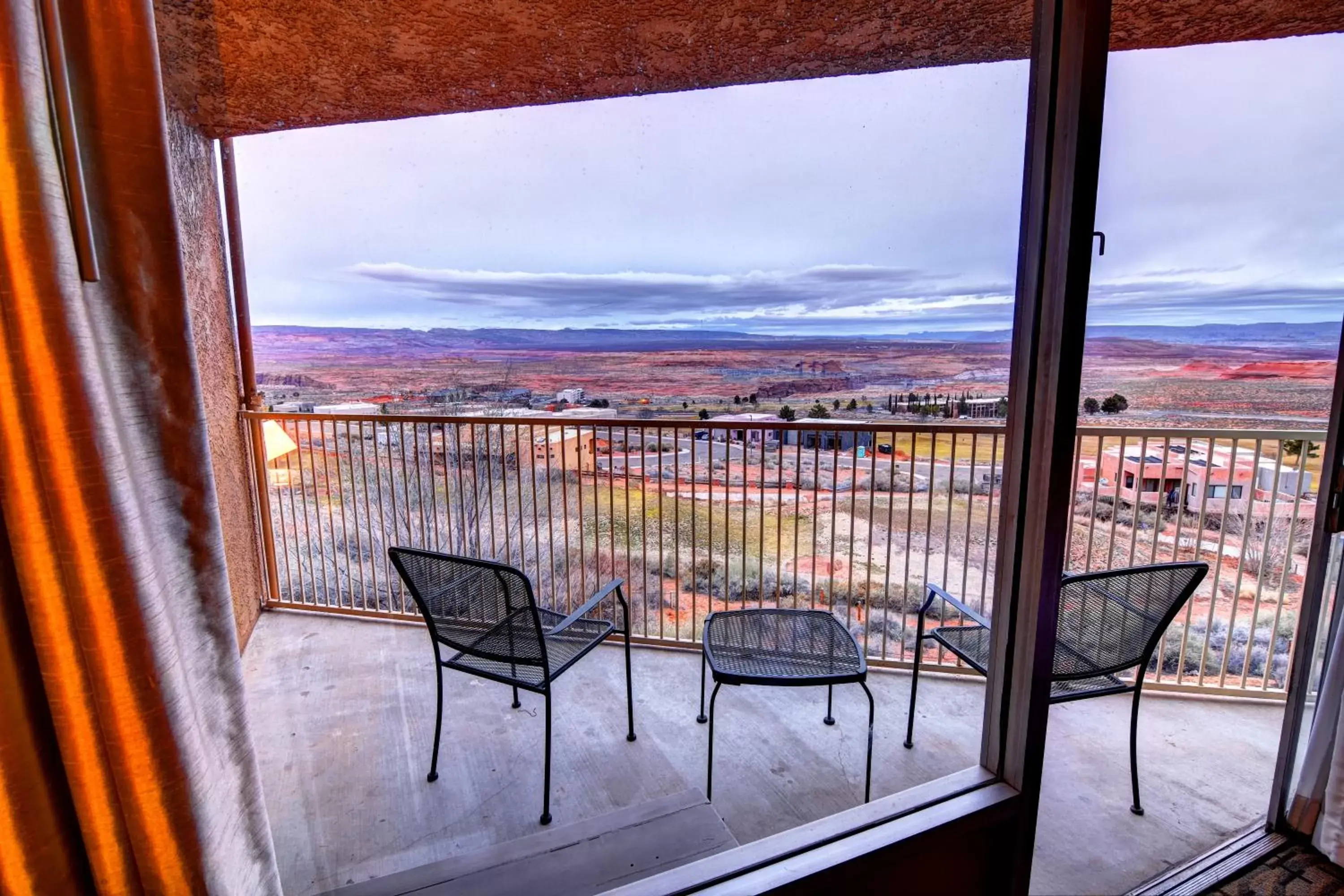 Standard Queen Room with Two Queen Beds and Balcony - Non-Smoking/Moutain View/No Pets Allowed in Quality Inn View of Lake Powell – Page
