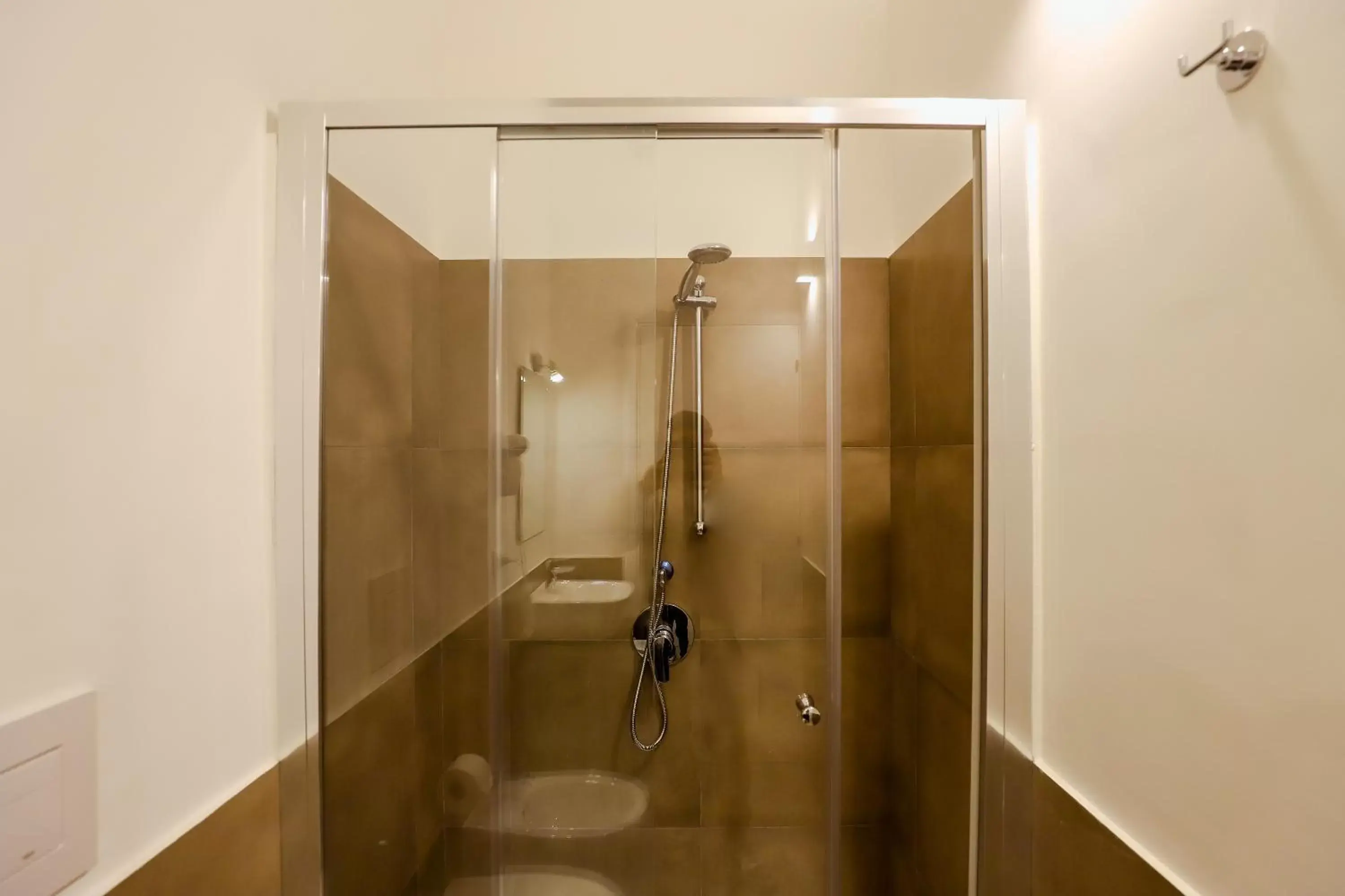 Shower, Bathroom in A I R Sant'Anna 44