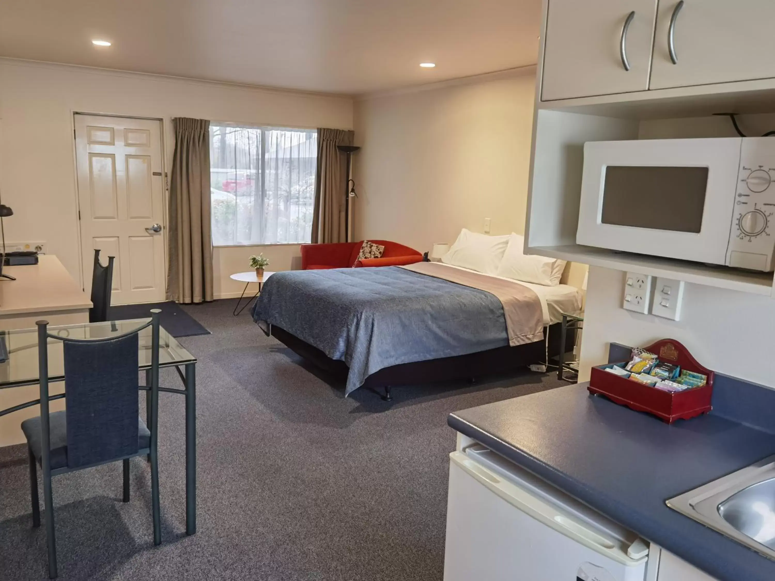 Bed in Harringtons Motor Lodge Bed in Harringtons Motor Lodge