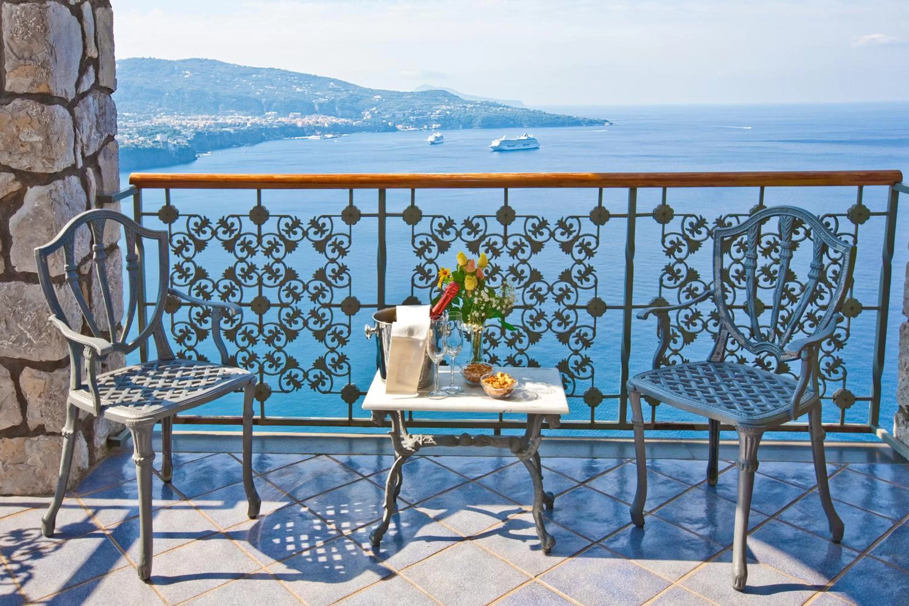 Sea view in Hotel Mega Mare