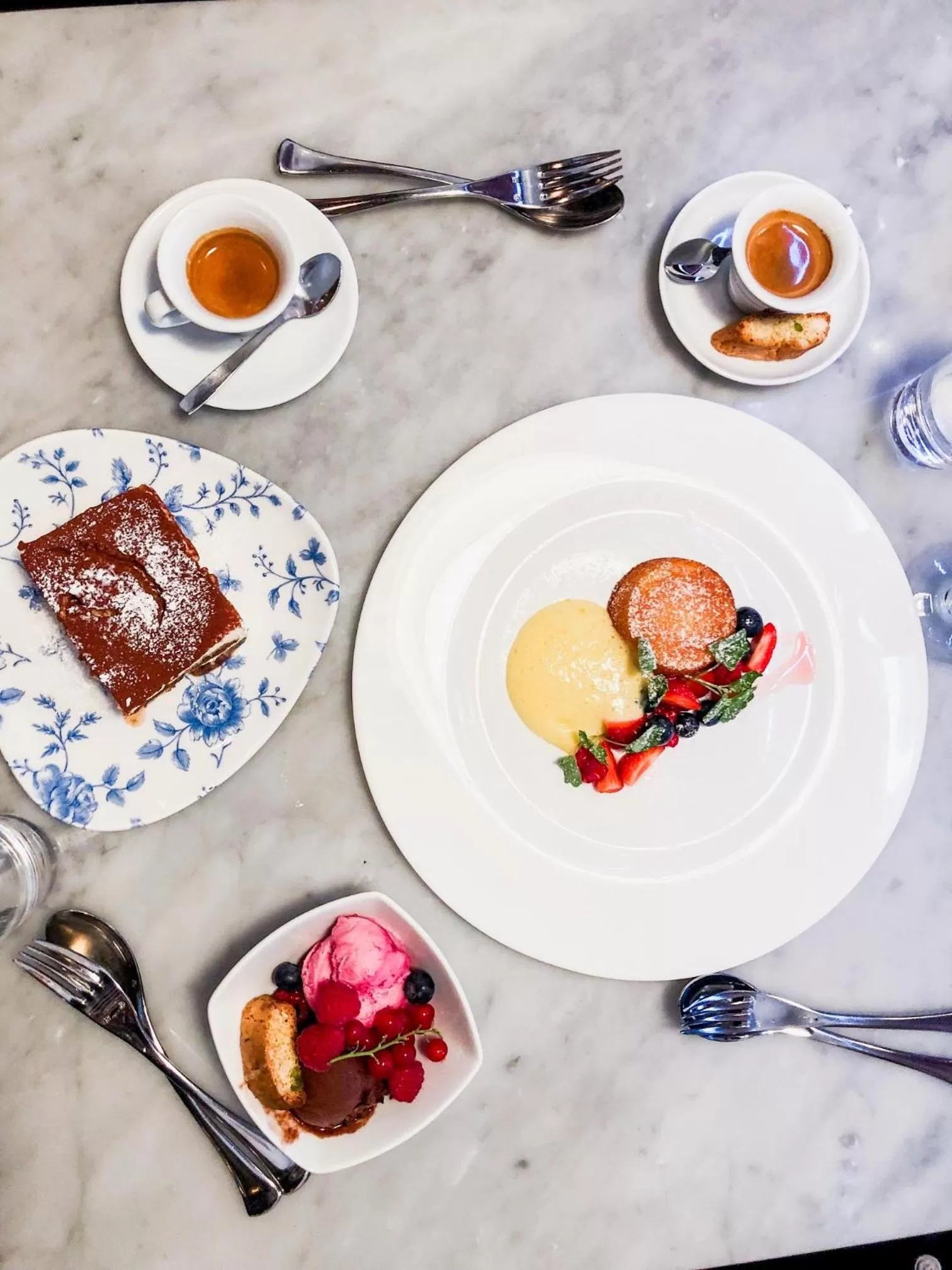 Restaurant/places to eat in Hotel Klaus K