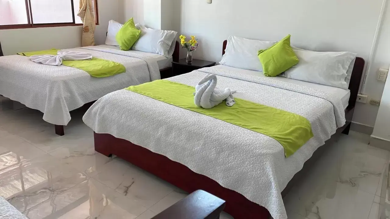 Twin Room in Hostal Carliza Twin Room in Hostal Carliza