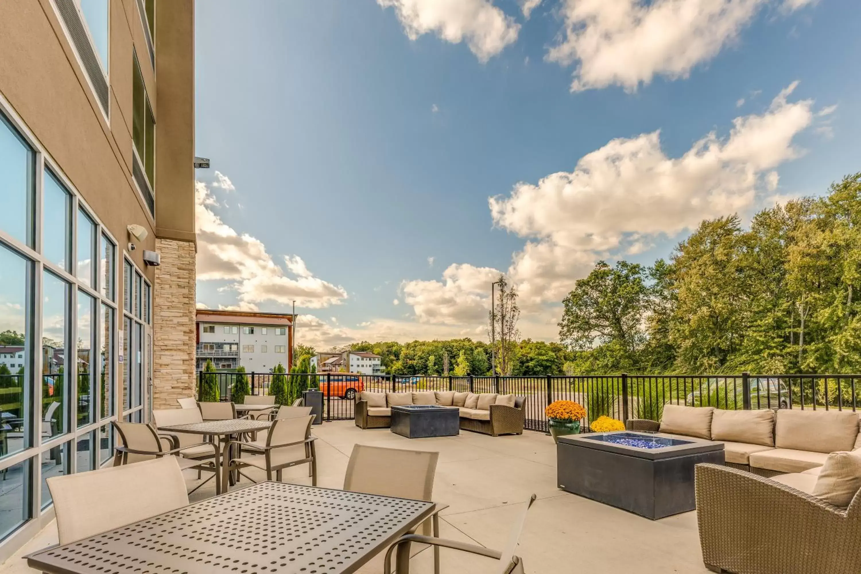 Property building in Holiday Inn Express & Suites - Okemos - University Area, an IHG Hotel