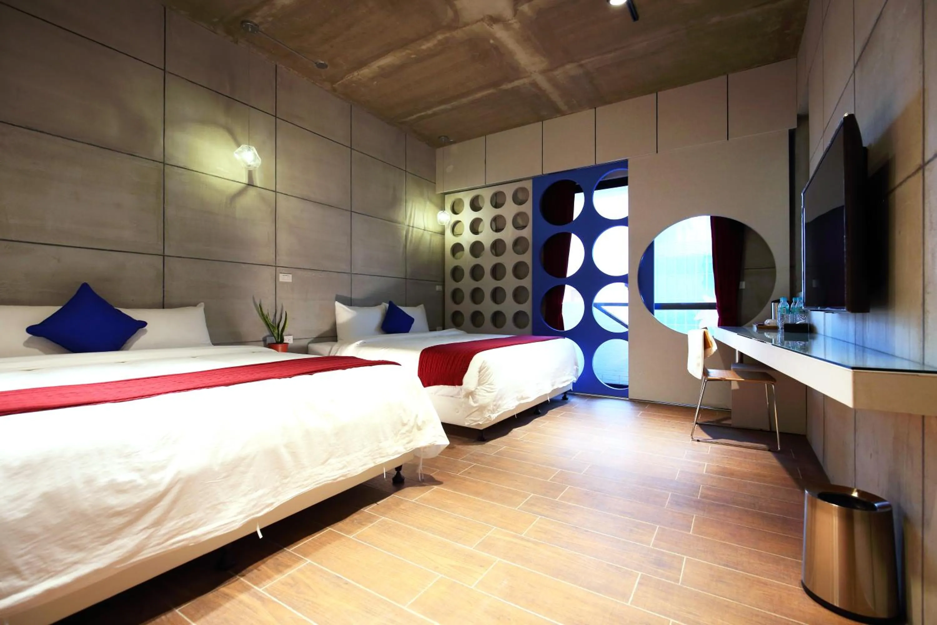 指南針民宿2178 & 工殿民宿2182