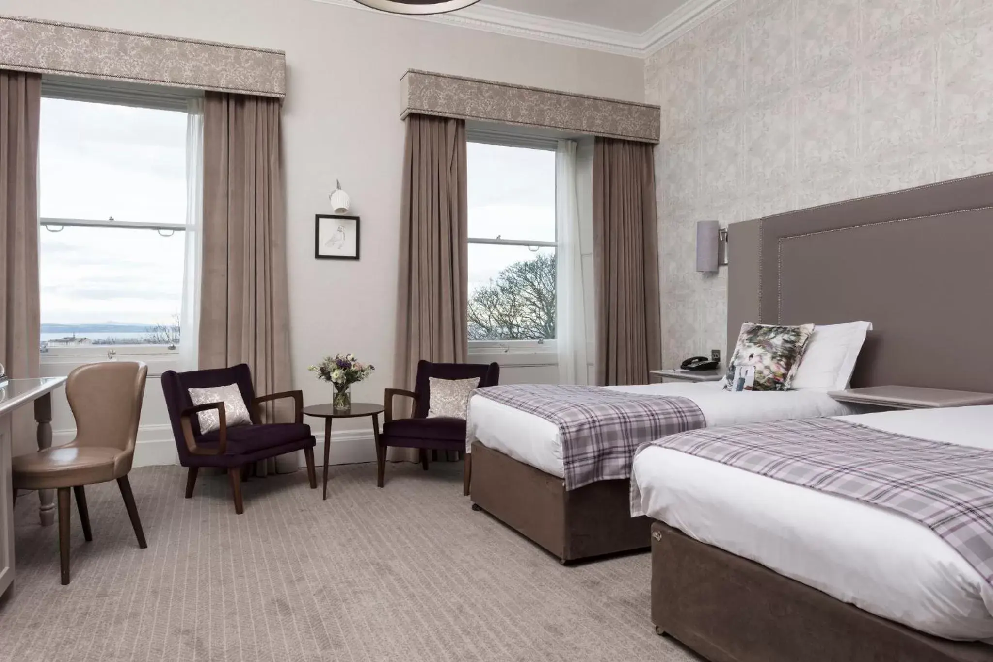 Photo of the whole room in voco Edinburgh - Royal Terrace, an IHG Hotel