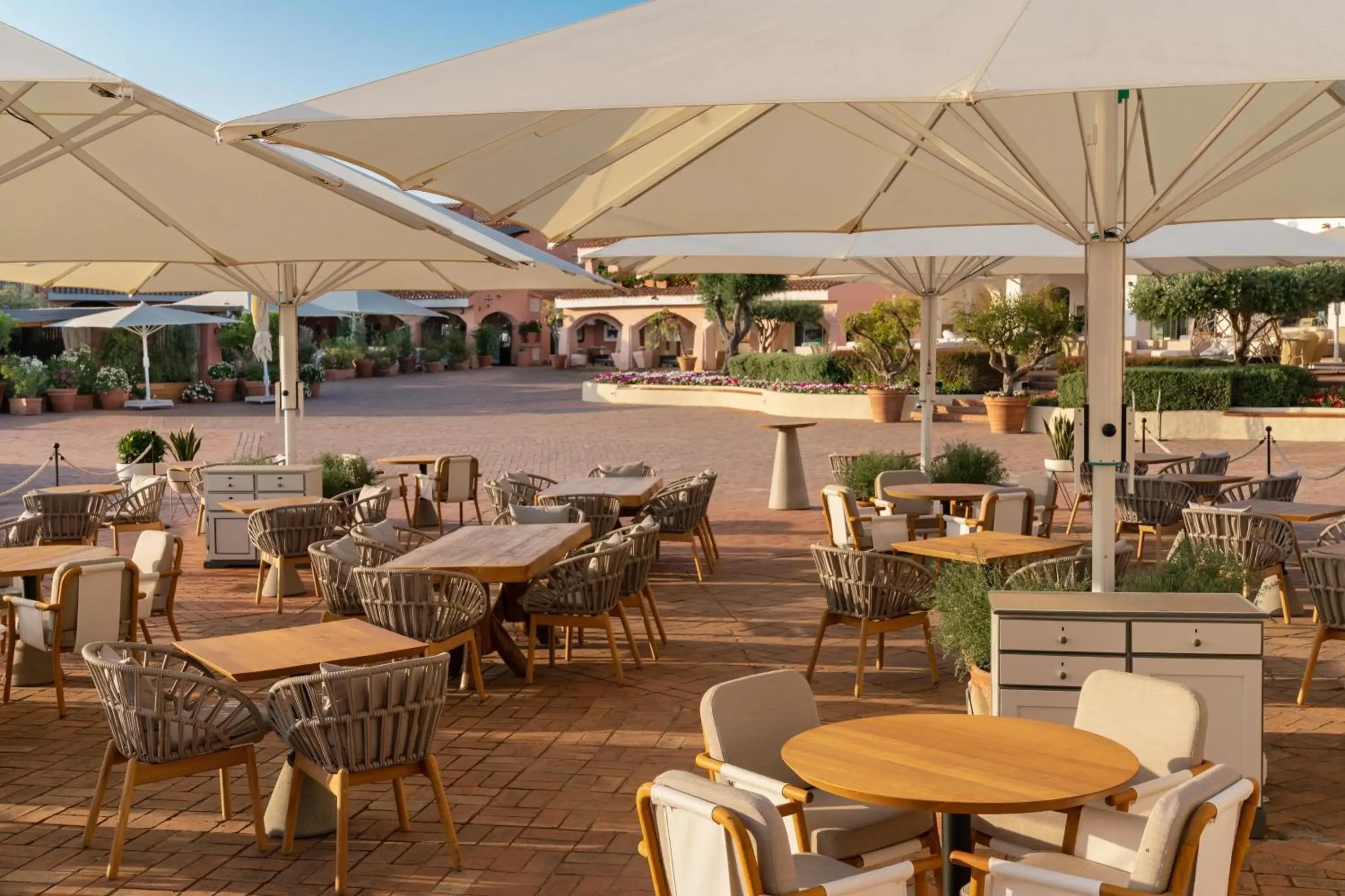 Restaurant/Places to Eat in Cervo Hotel, Costa Smeralda Resort