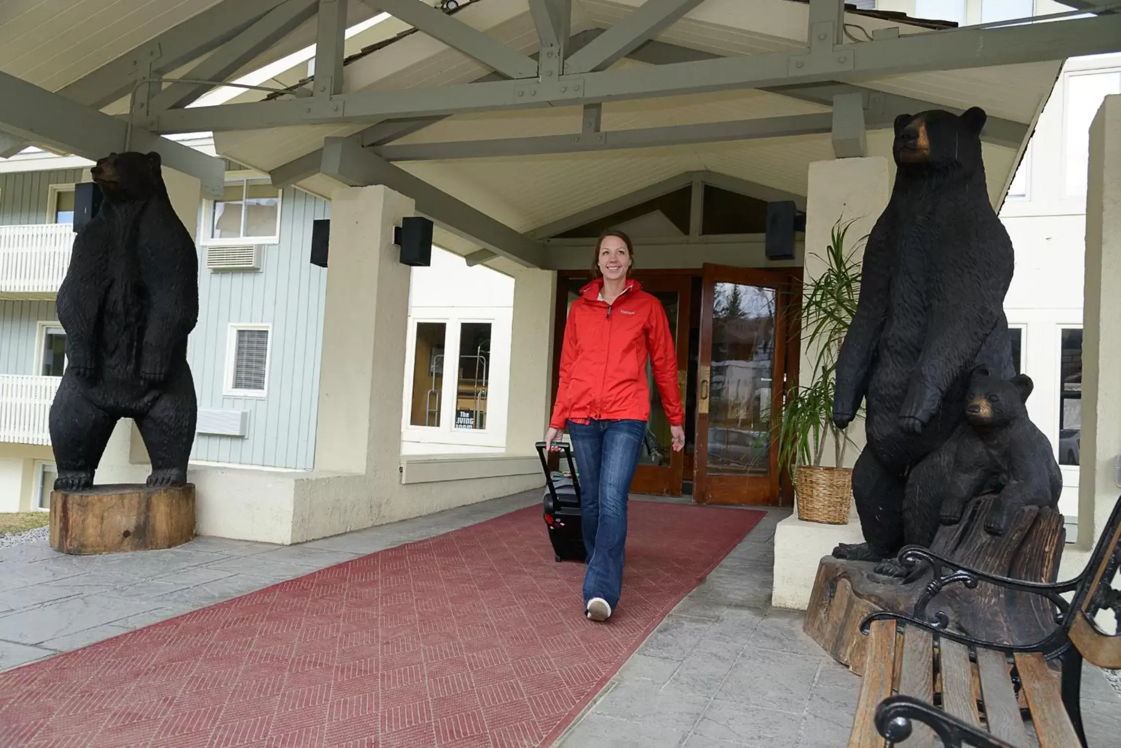 Facade/entrance in The Black Bear Lodge at Stratton Mountain Resort