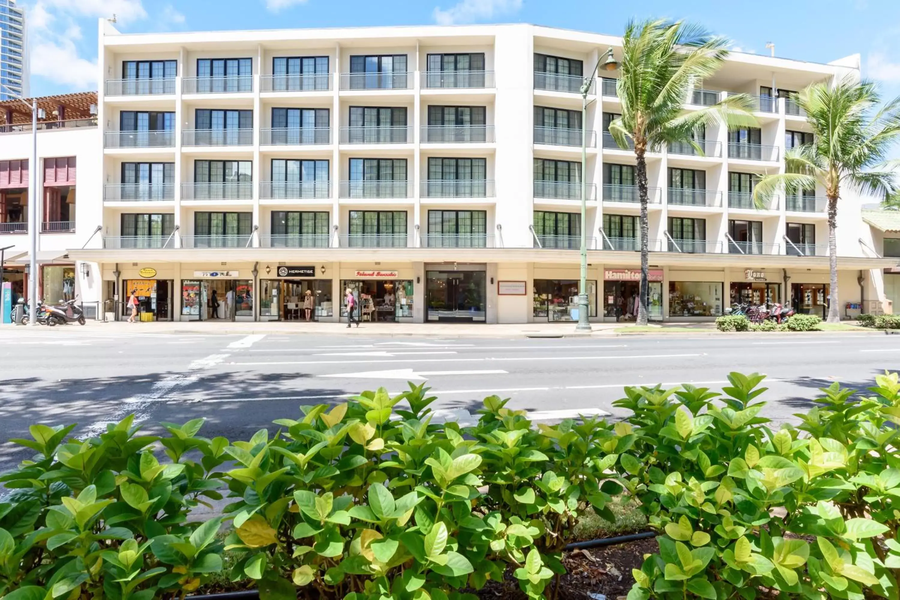 Property Building in Polynesian Residences Waikiki Beach