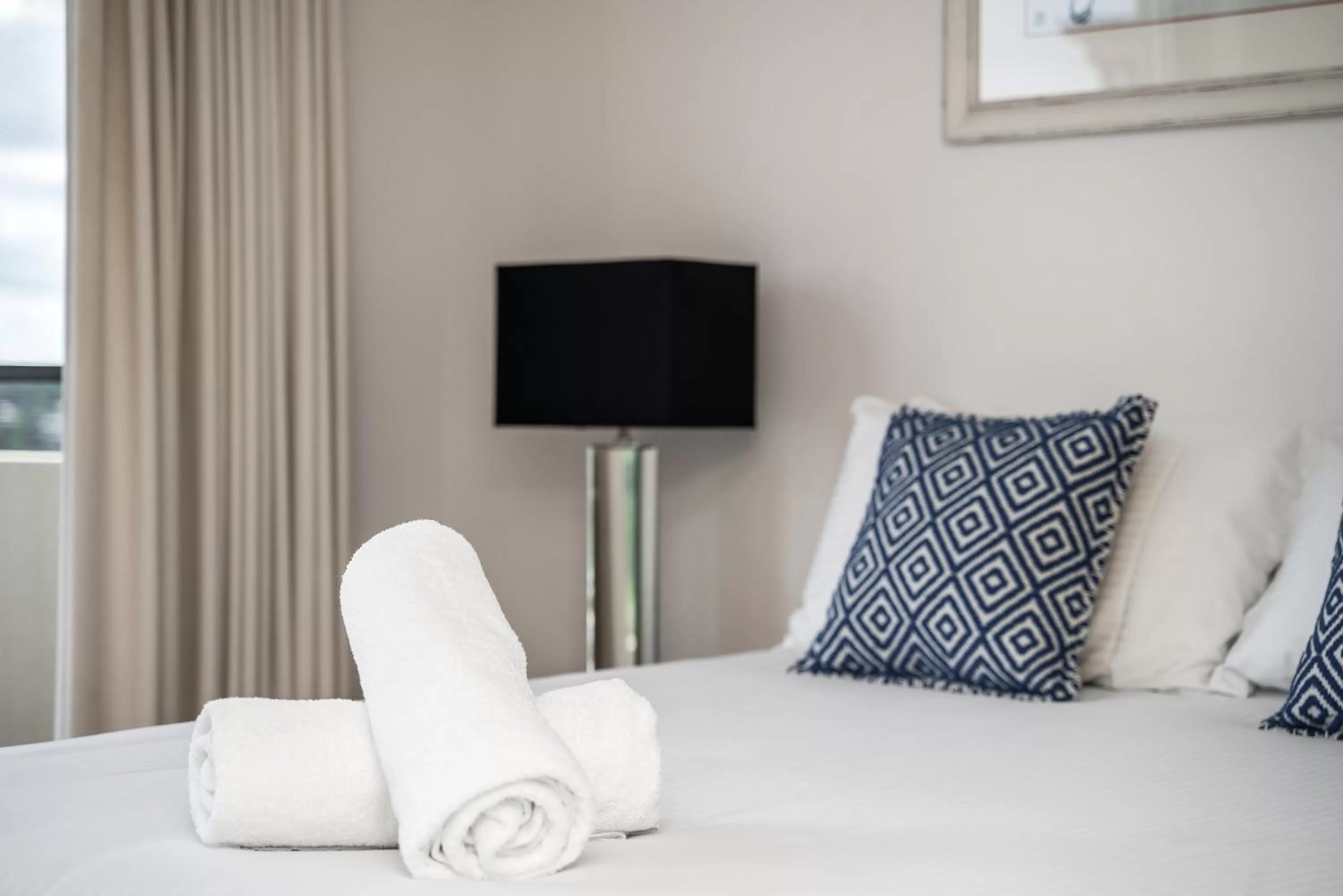 Bedroom, Bed in Grandview Apartments