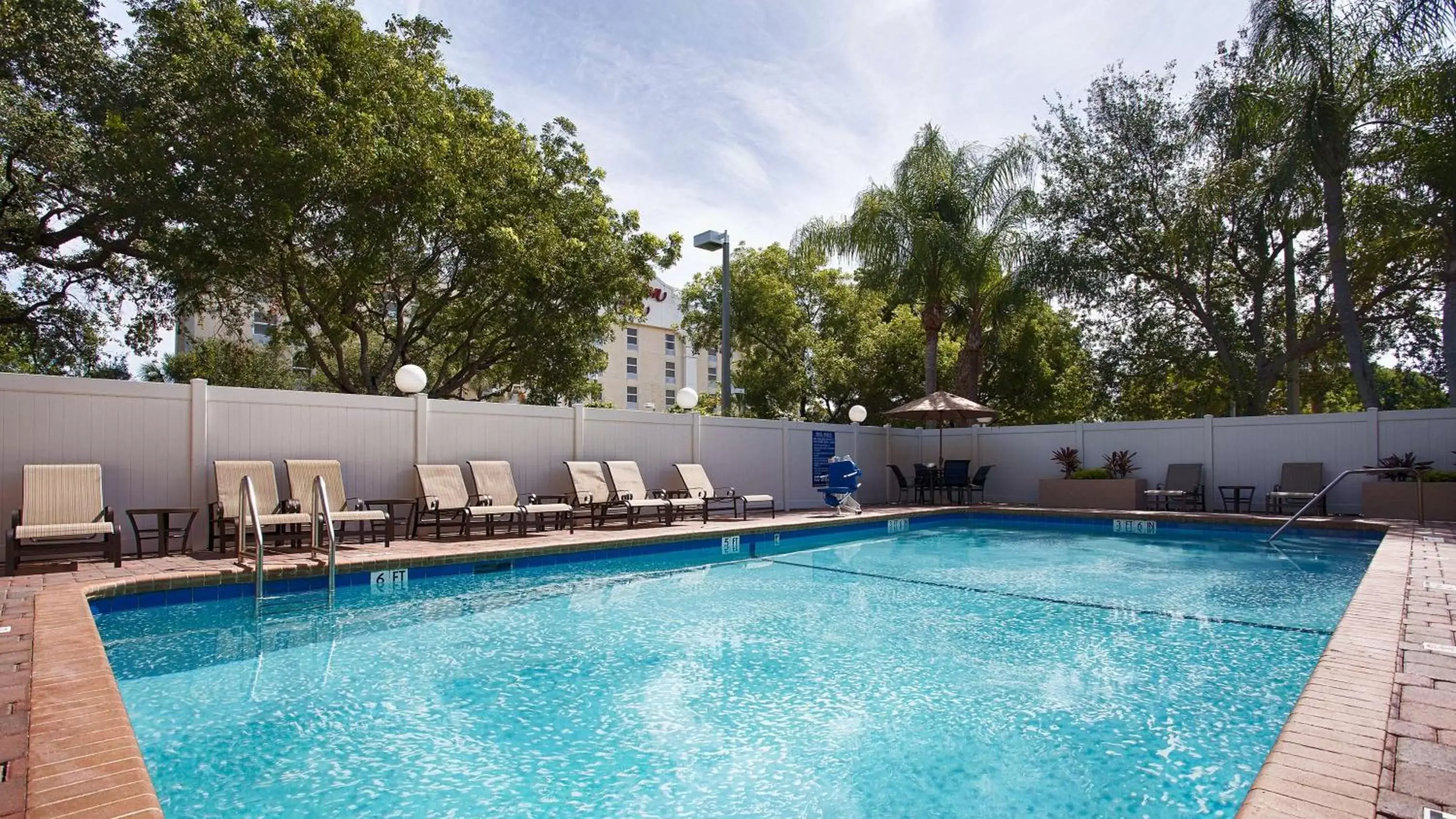 Spa and wellness centre/facilities, Swimming Pool in Best Western Fort Lauderdale Airport Cruise Port