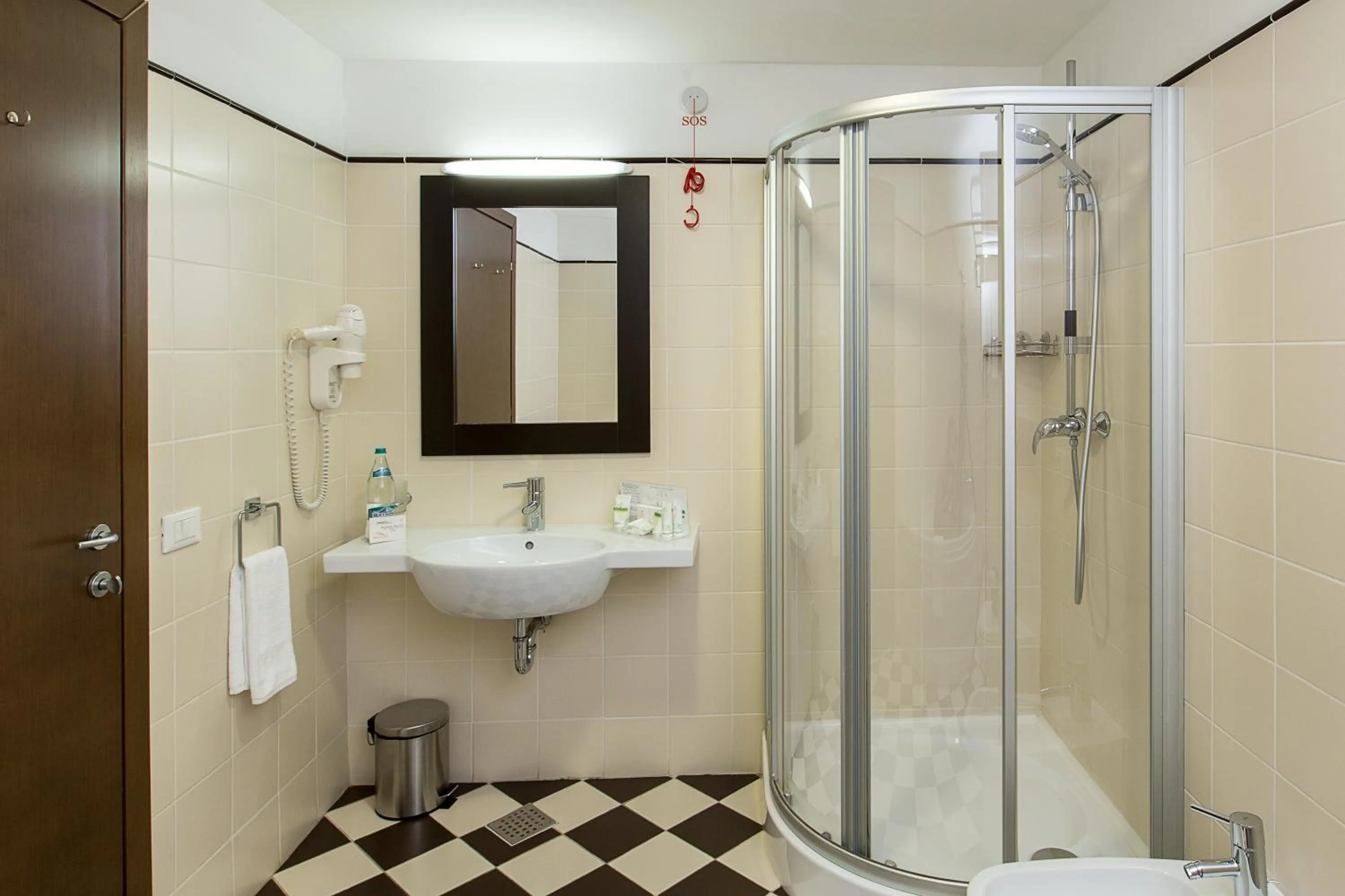 Bathroom in Europa Royale Bucharest