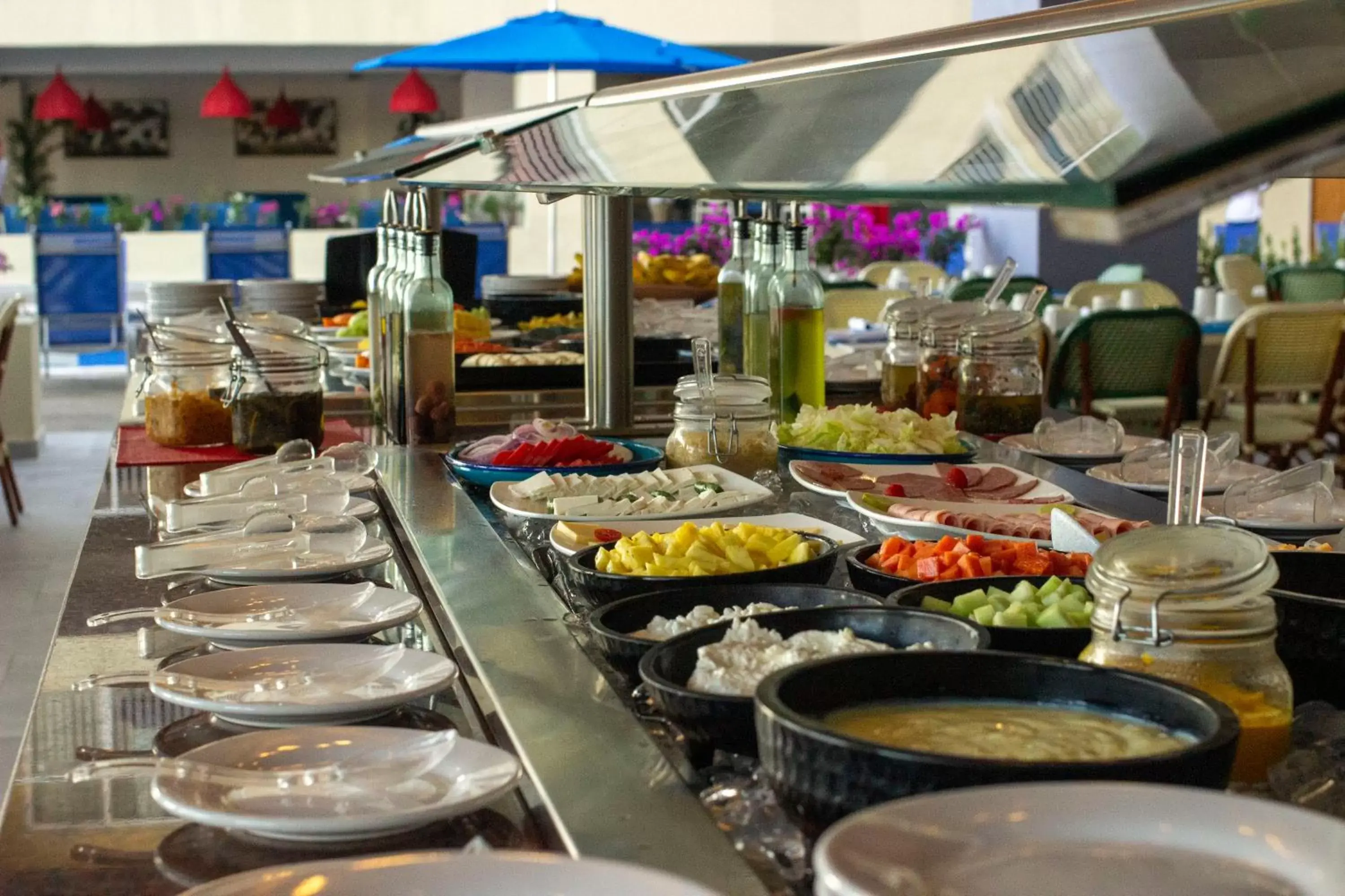 Breakfast in Decameron La Marina