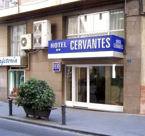 Facade/entrance in Hotel Cervantes