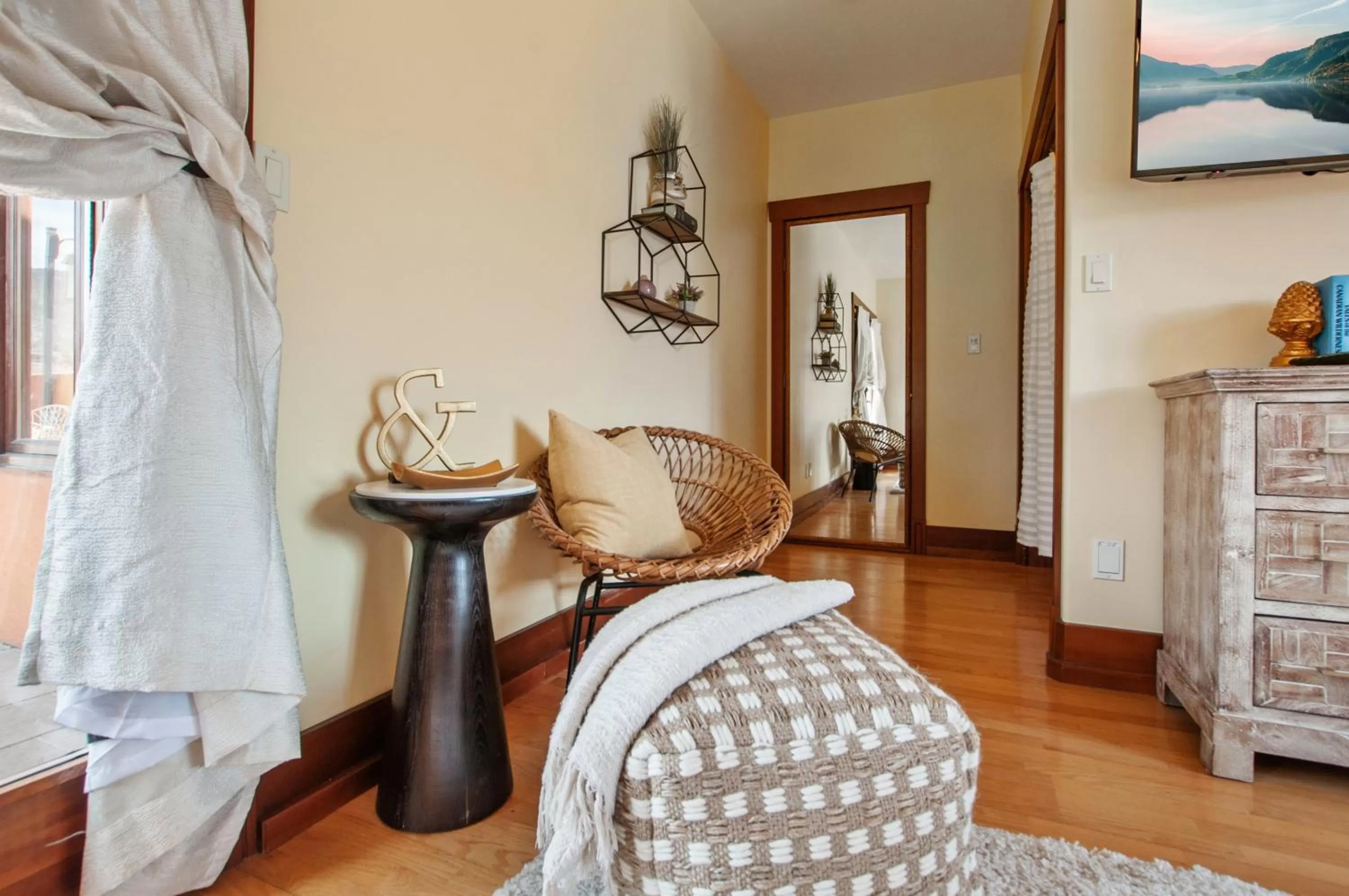 Seating area in Casa Grande Inn & Suites