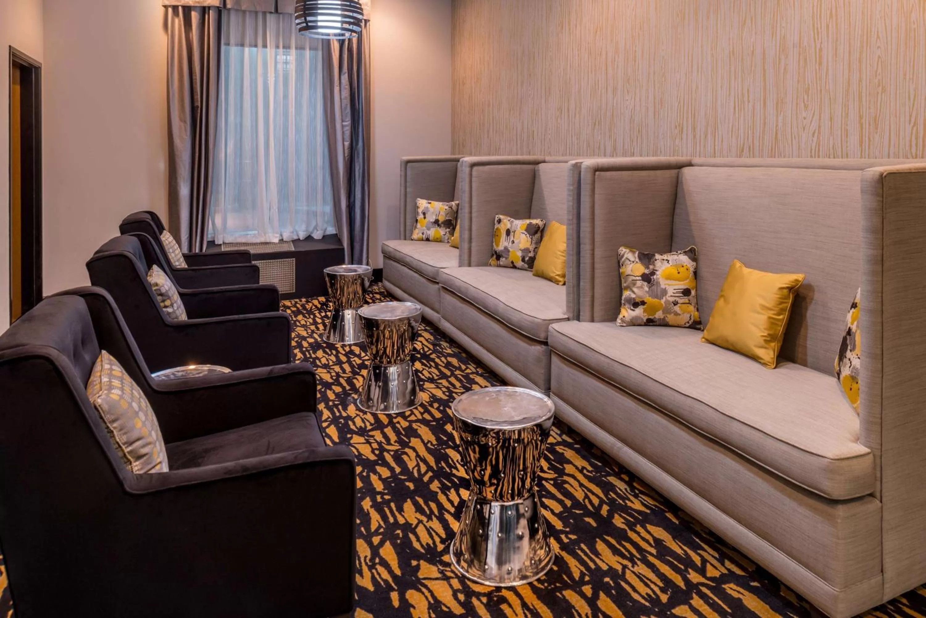 Lobby or reception in Best Western Plus Regency Park