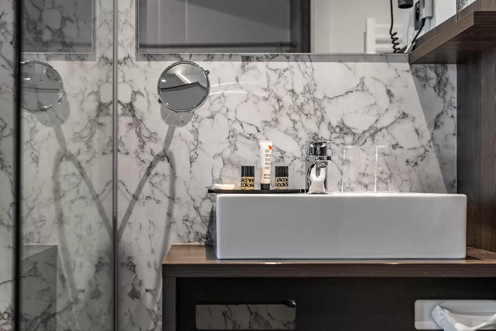 Bathroom in Velotel Brugge