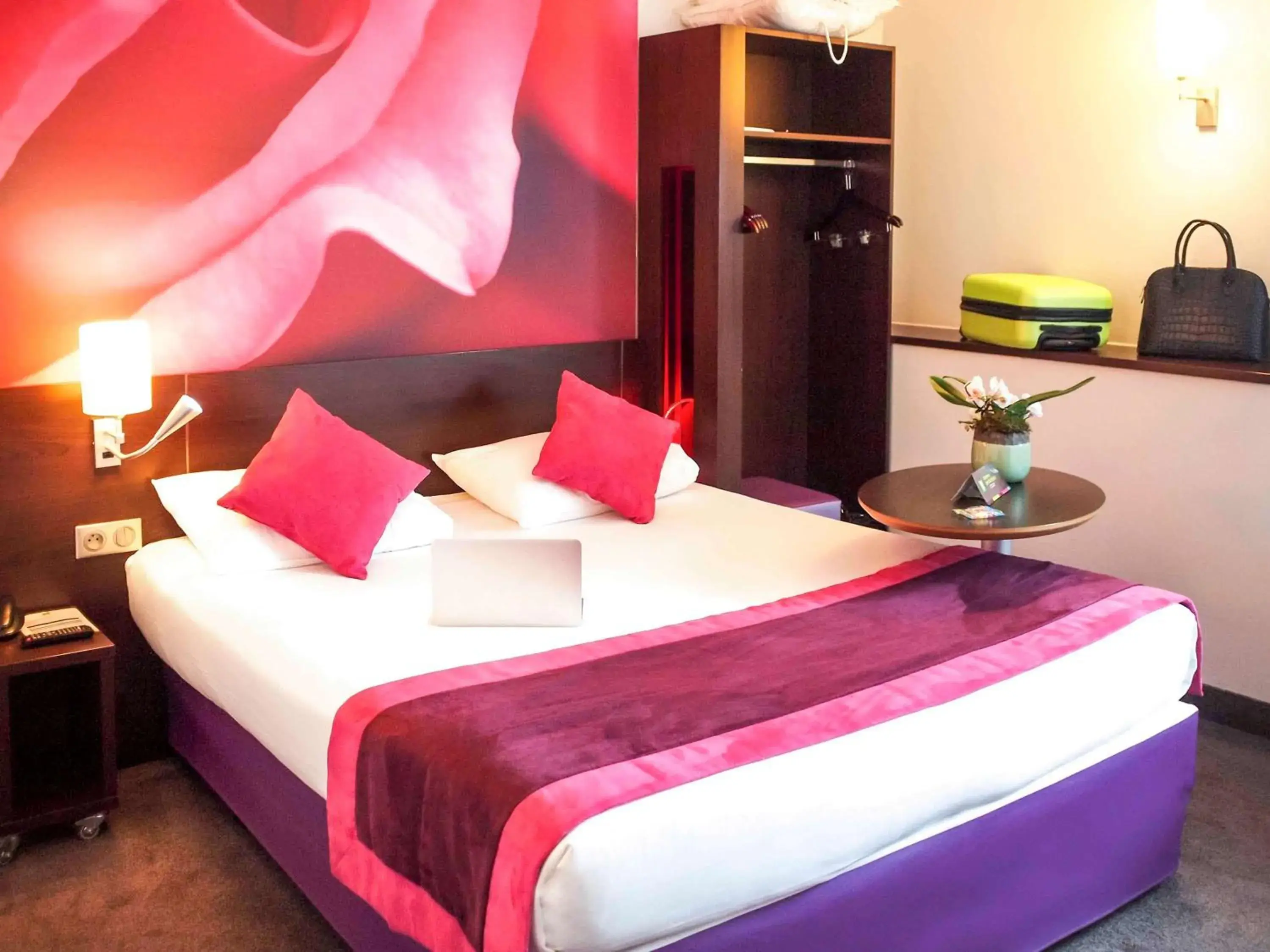 Photo of the whole room, Bed in ibis Styles Angers Centre Gare