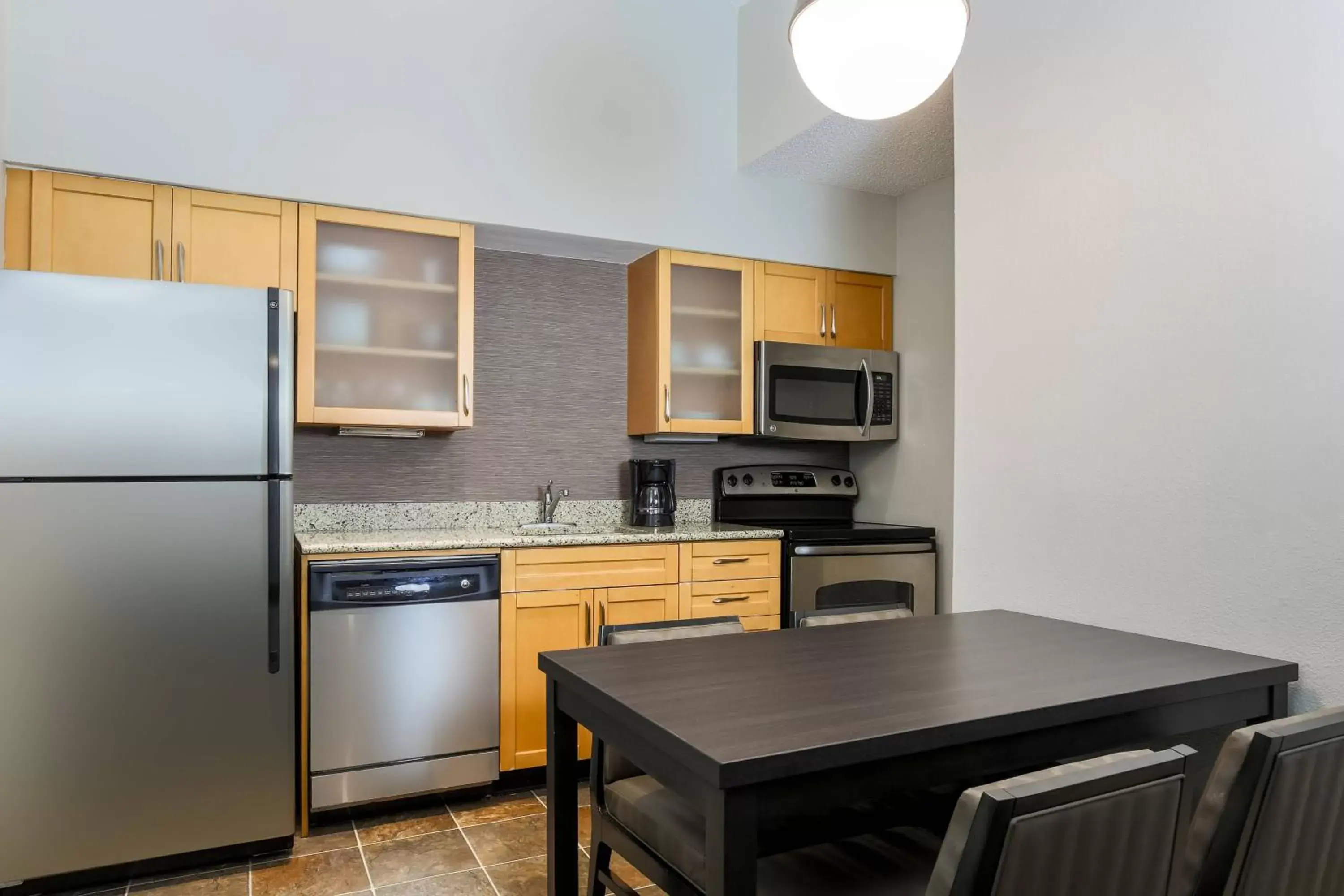 Kitchen or kitchenette, Kitchen/Kitchenette in Residence Inn Boca Raton