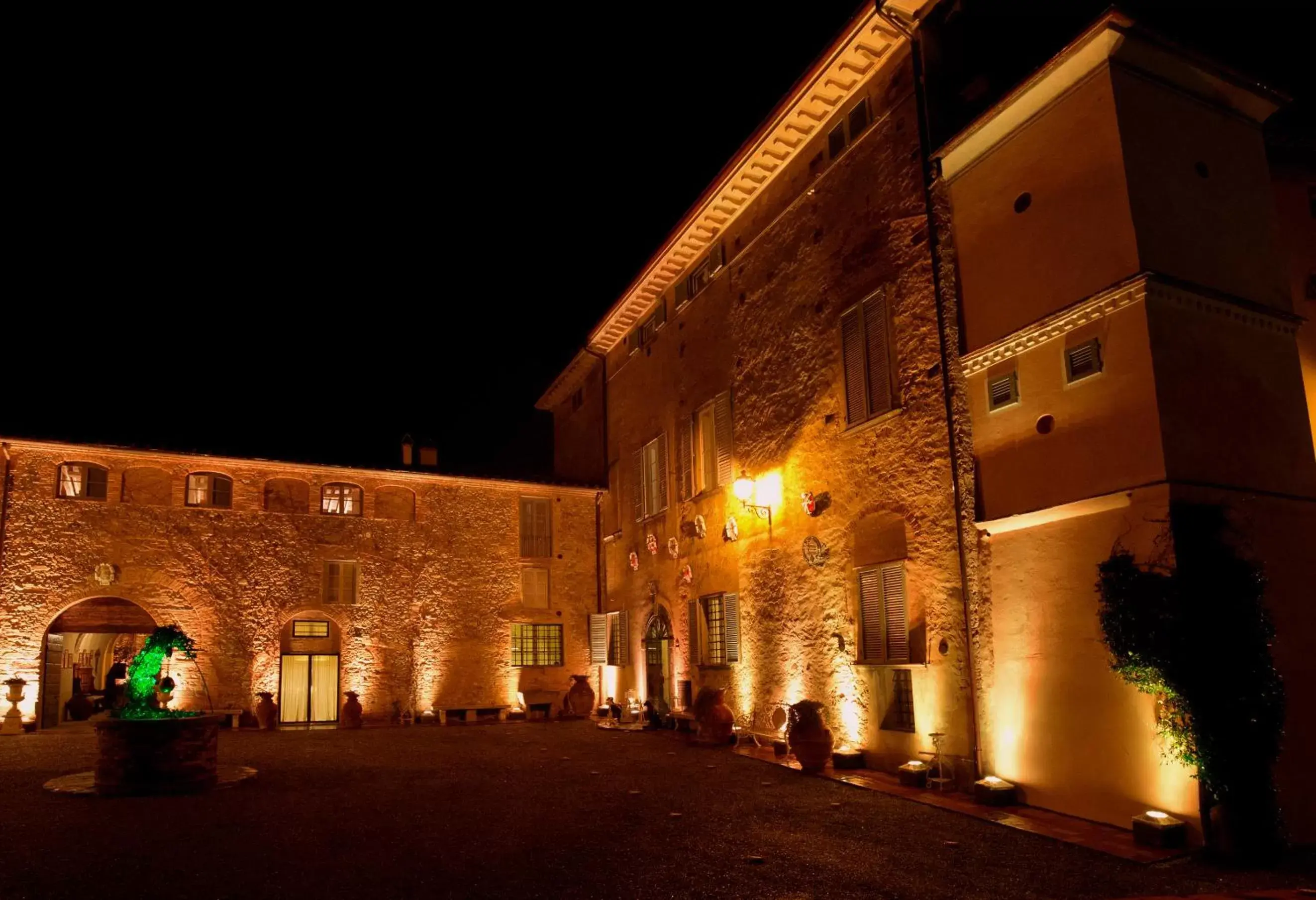 Night, Property Building in Villa Scorzi - Residenza d'Epoca - Adults only