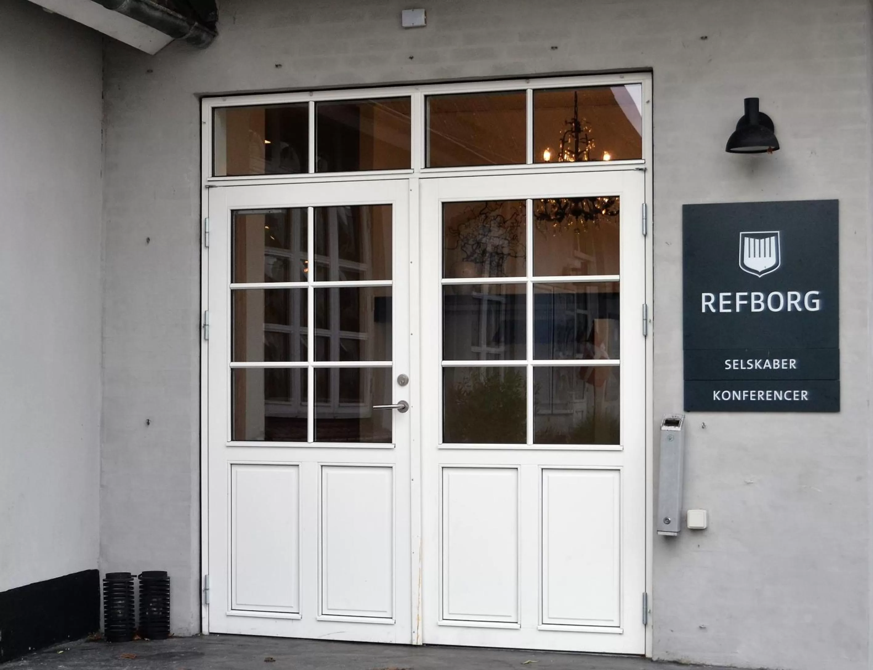 Facade/entrance in Refborg Hotel