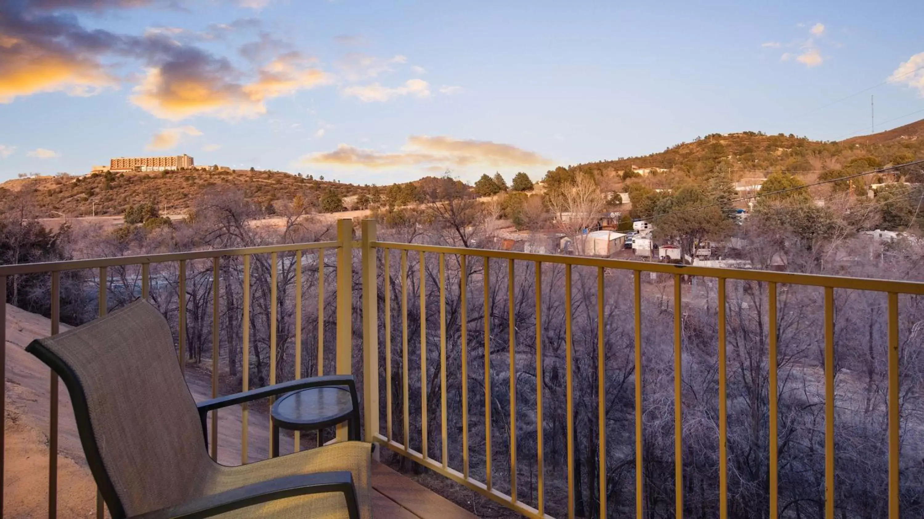 Balcony/Terrace in Best Western Prescottonian