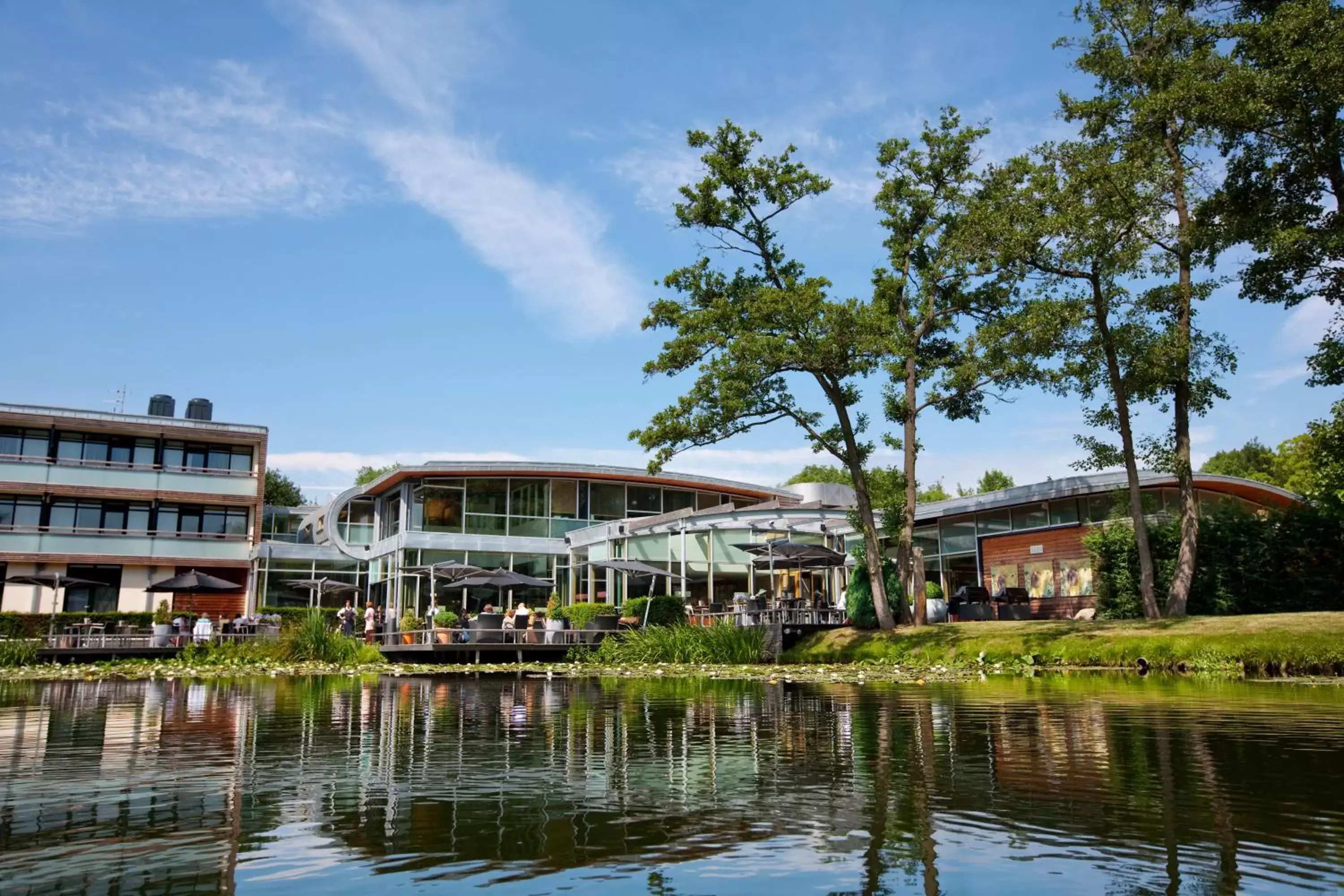 Facade/entrance in Hotel Mitland Facade/entrance in Hotel Mitland