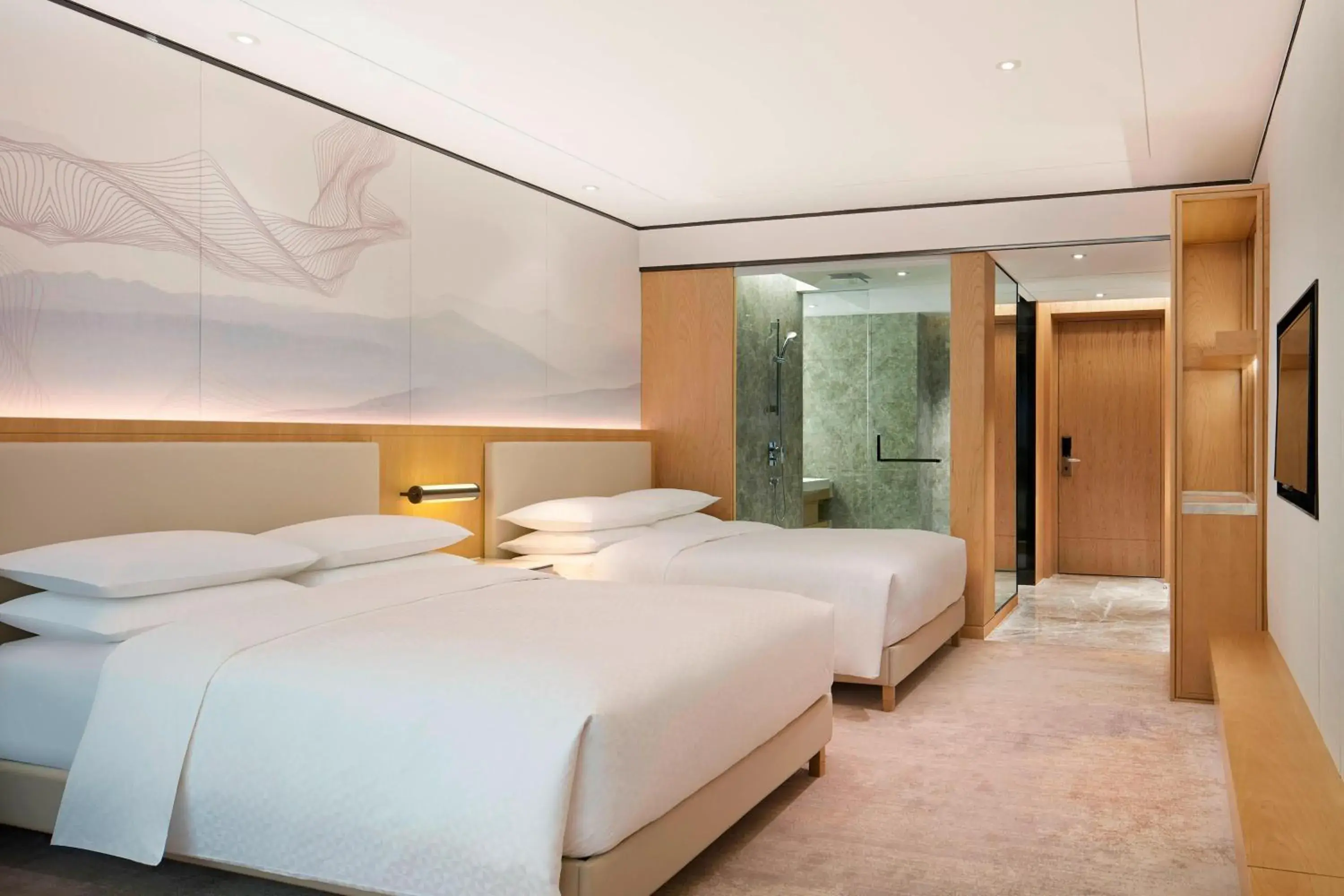 Photo of the whole room, Bed in Four Points by Sheraton Changsha, Meixi Lake