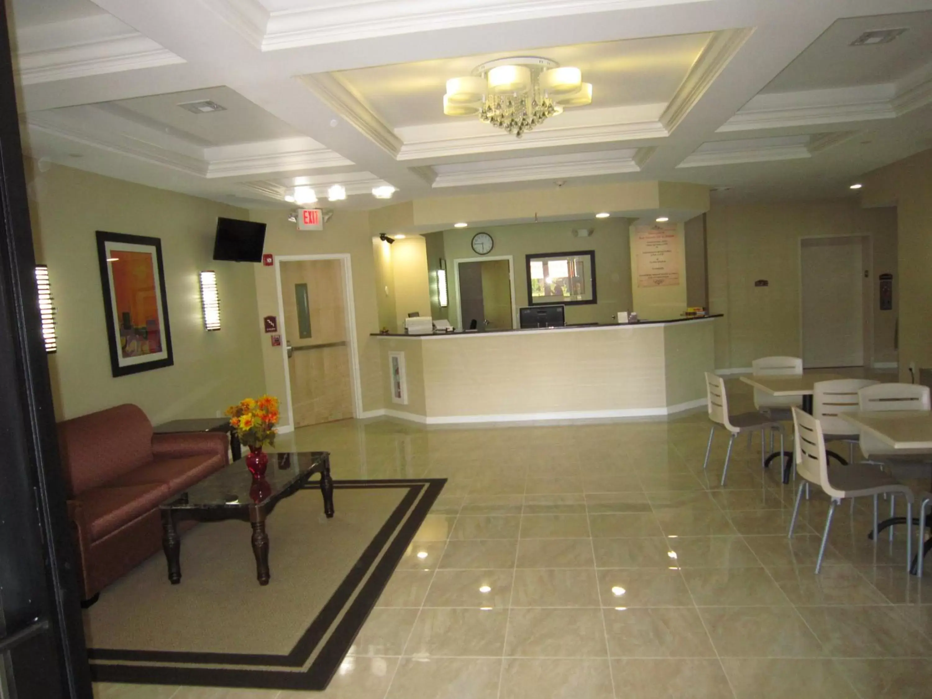 Lobby or reception, Lobby/Reception in Red Carpet Inn and Suites Monmouth Junction