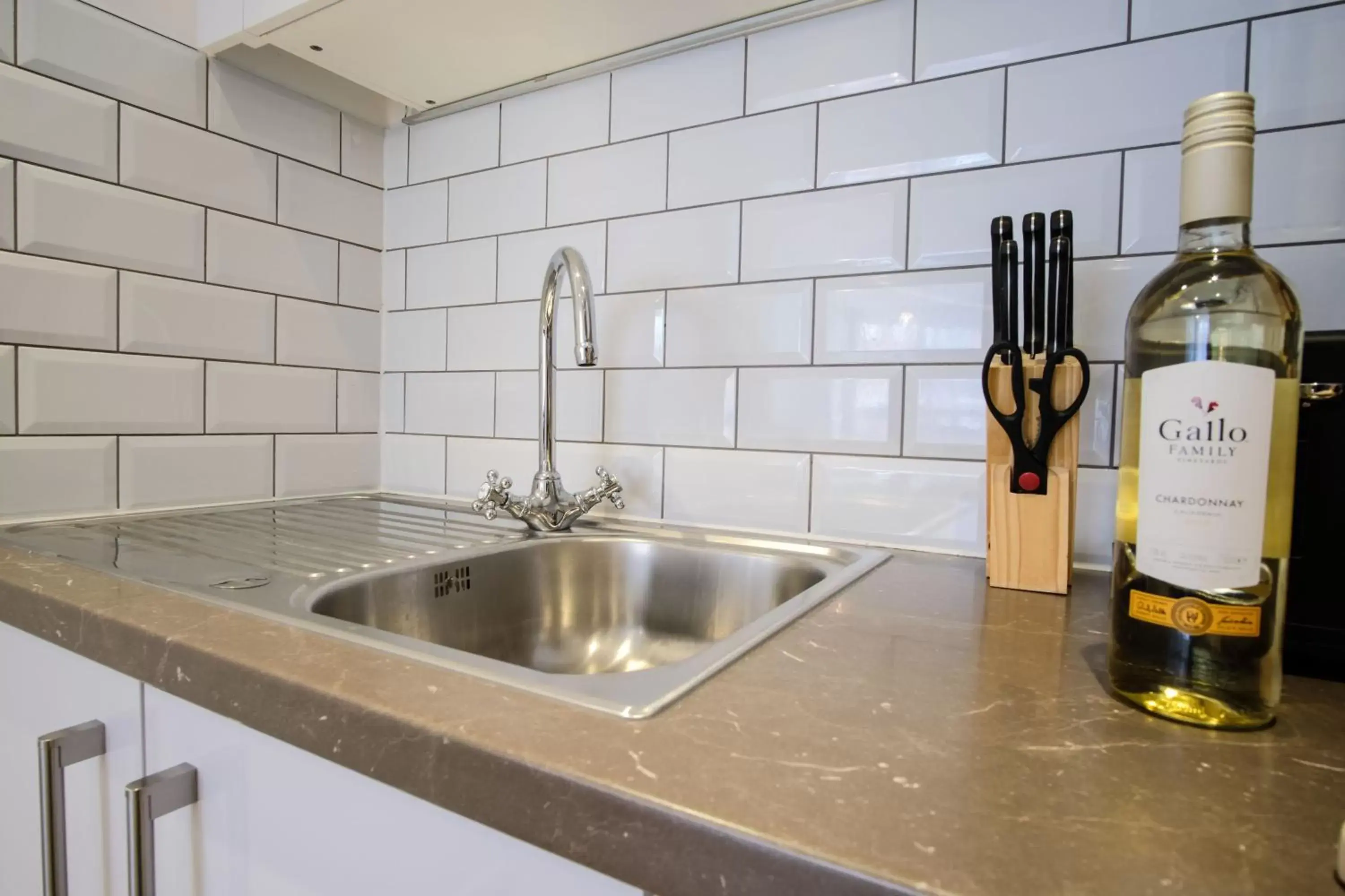 Kitchen or kitchenette, Kitchen/Kitchenette in Onyx O2 Arena Brindley Place Broad Street Large Spacious Apartment