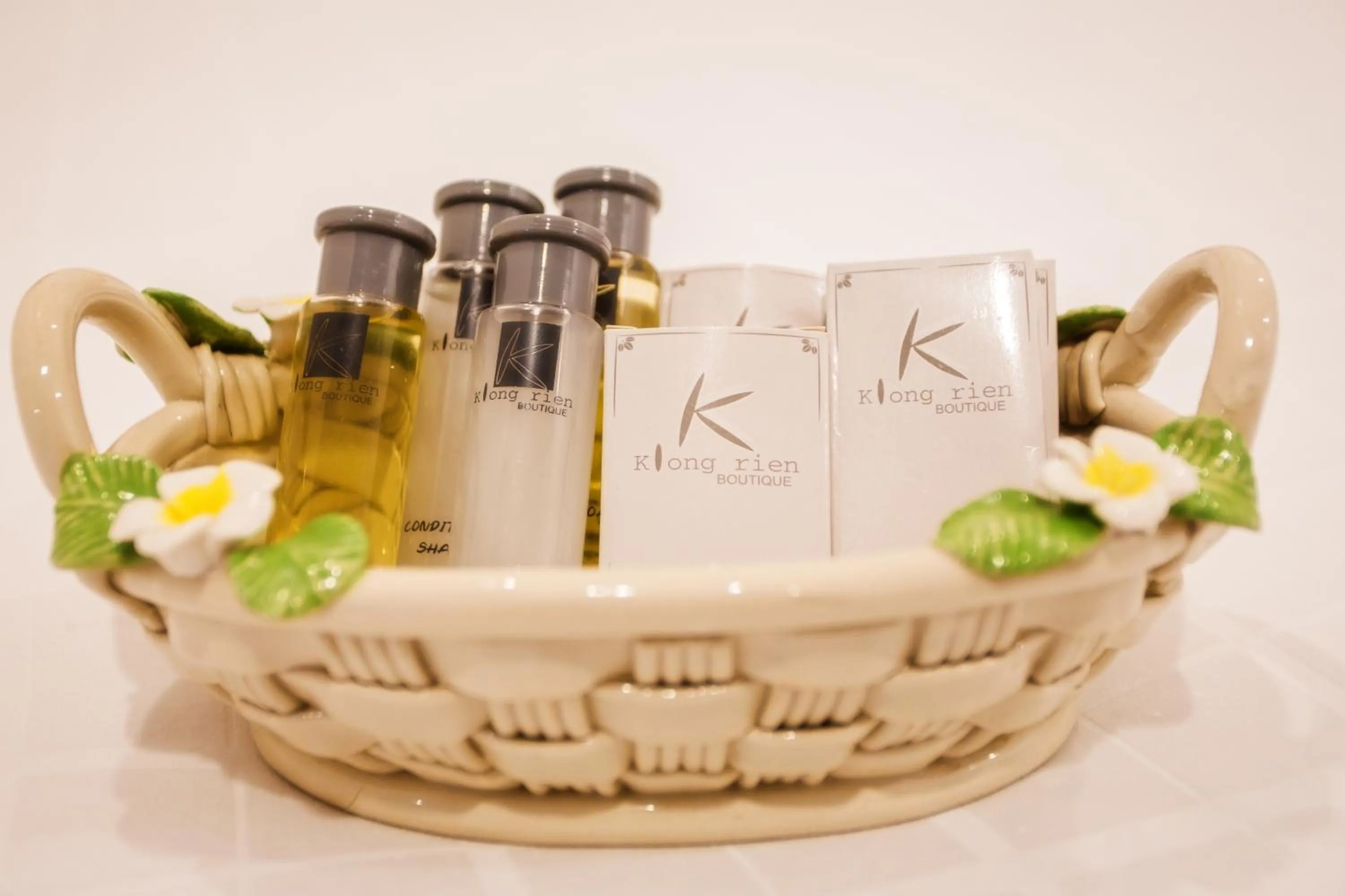 Shower in Klongrien Boutique Hotel