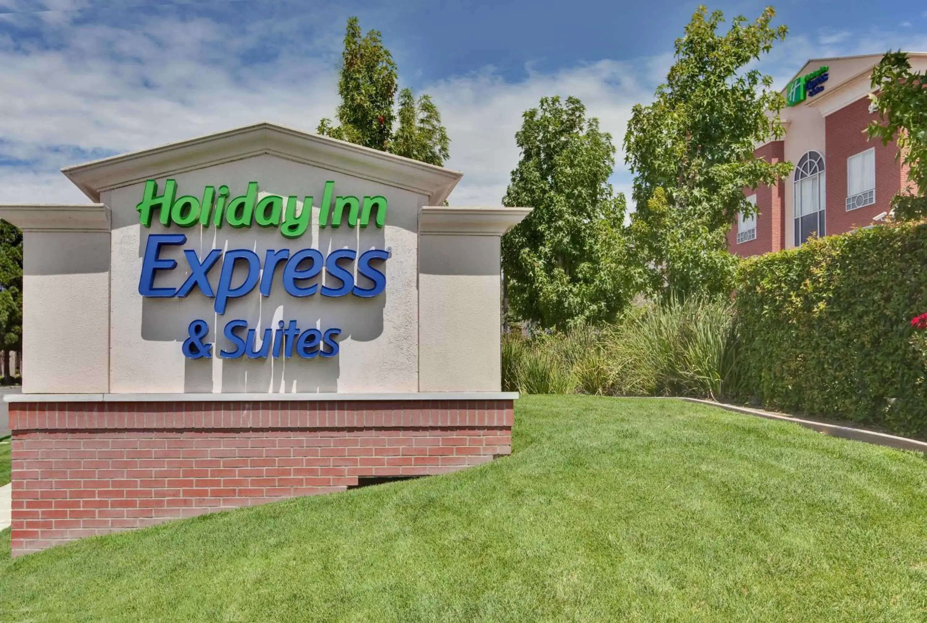 Property Building in Holiday Inn Express Hotel & Suites Ontario Airport-Mills Mall, an IHG Hotel