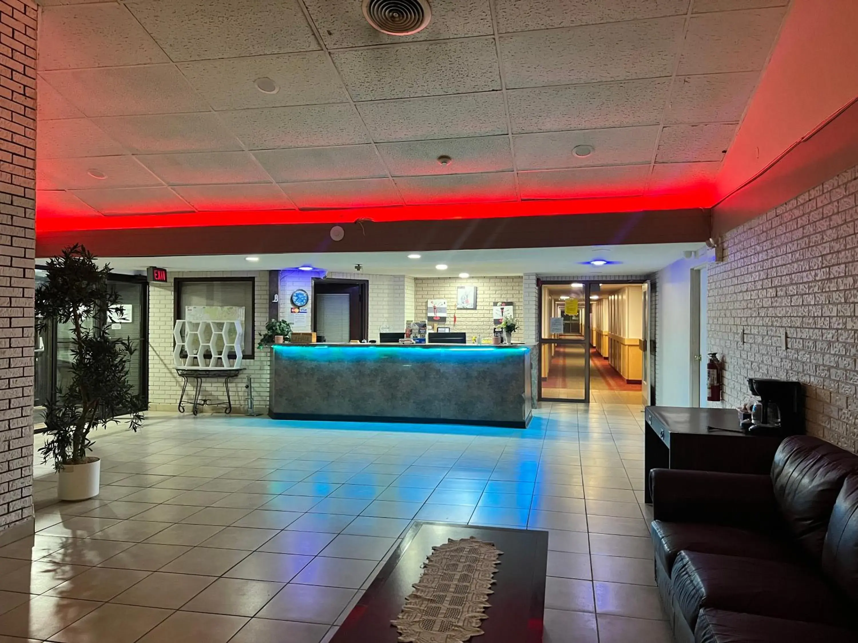 Lobby/Reception in Lively Inn and Suites