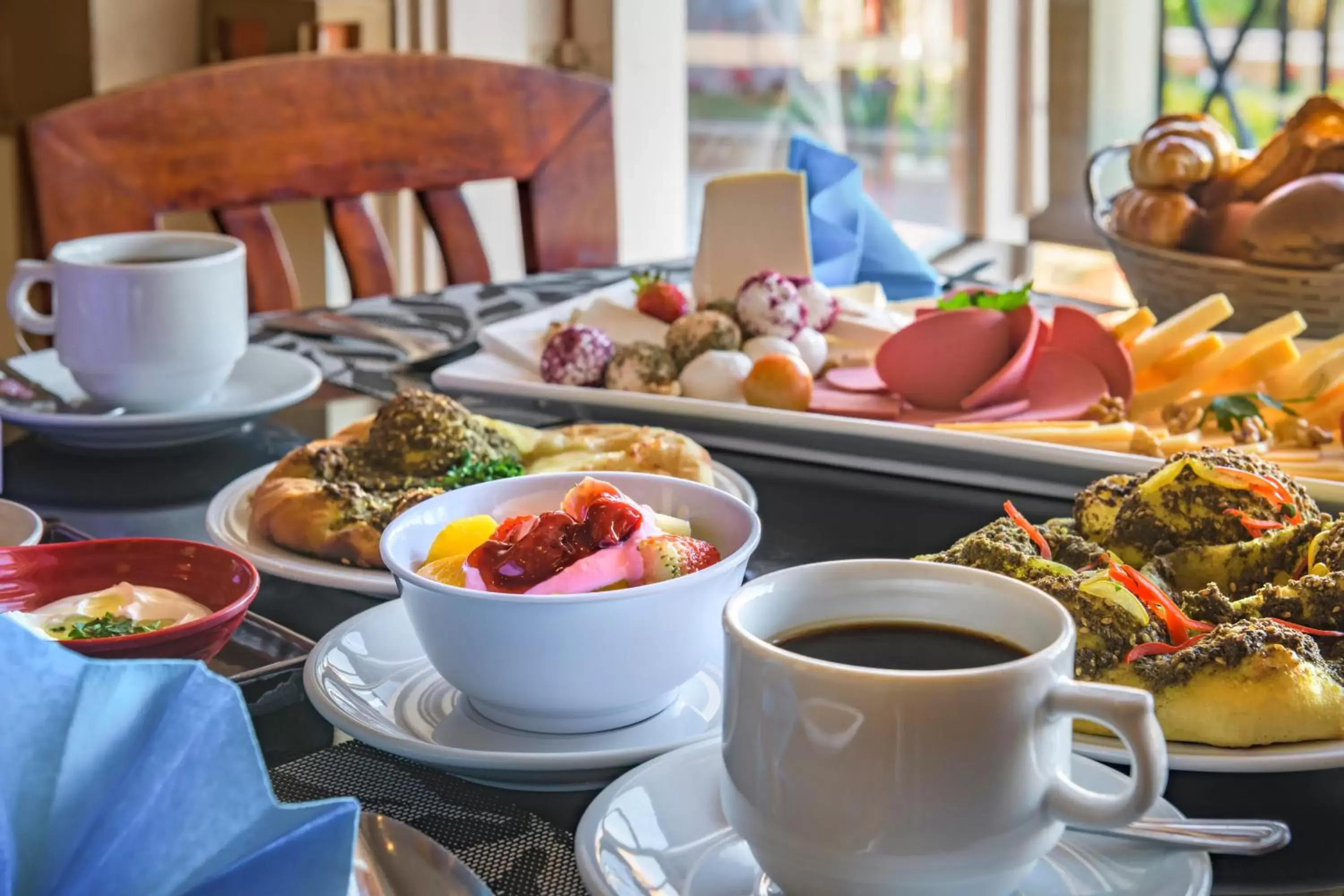 Restaurant/places to eat, Breakfast in Marina Plaza Hotel Tala Bay