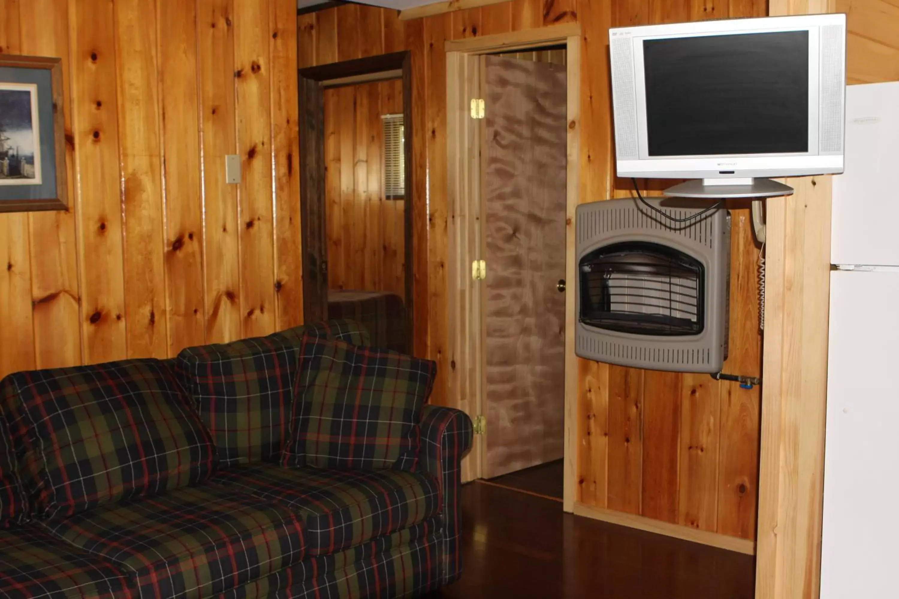 Living room, TV/Entertainment Center in Blue Lagoon Resort