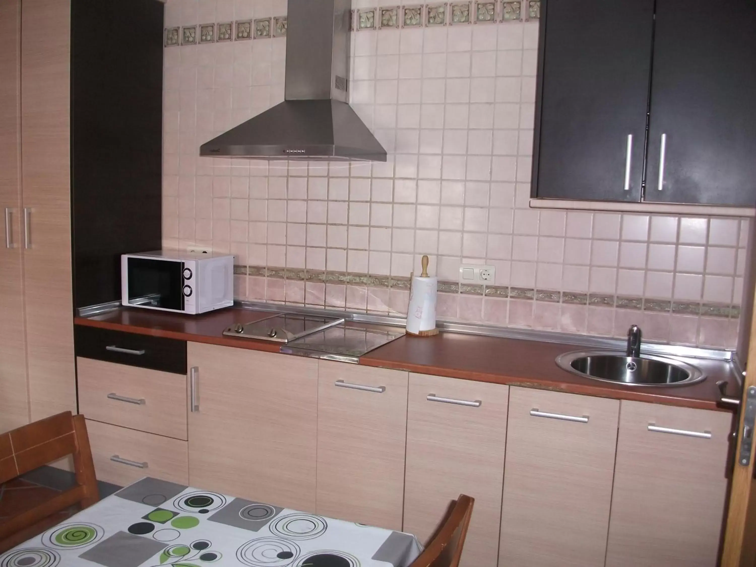 Kitchen or kitchenette, Kitchen/Kitchenette in Apartamentos Sierra Nevada Welcome