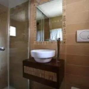 Bathroom in Hotel Villa Stella