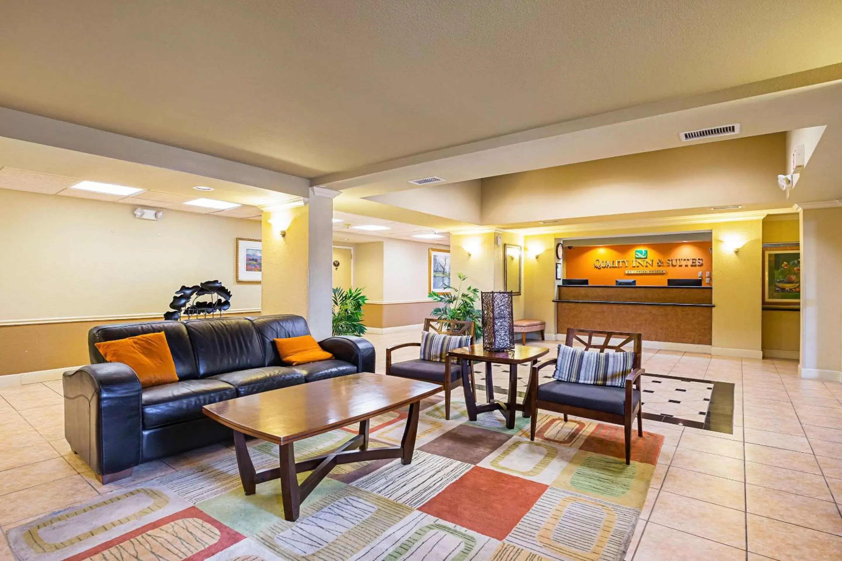 Lobby or reception in Quality Inn & Suites NRG Park - Medical Center