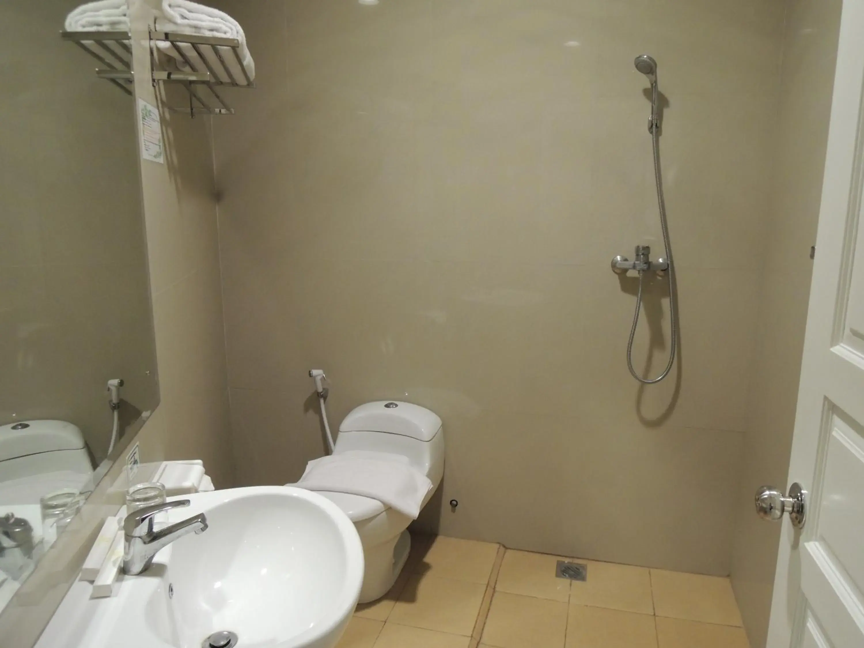 Bathroom in Hotel 55