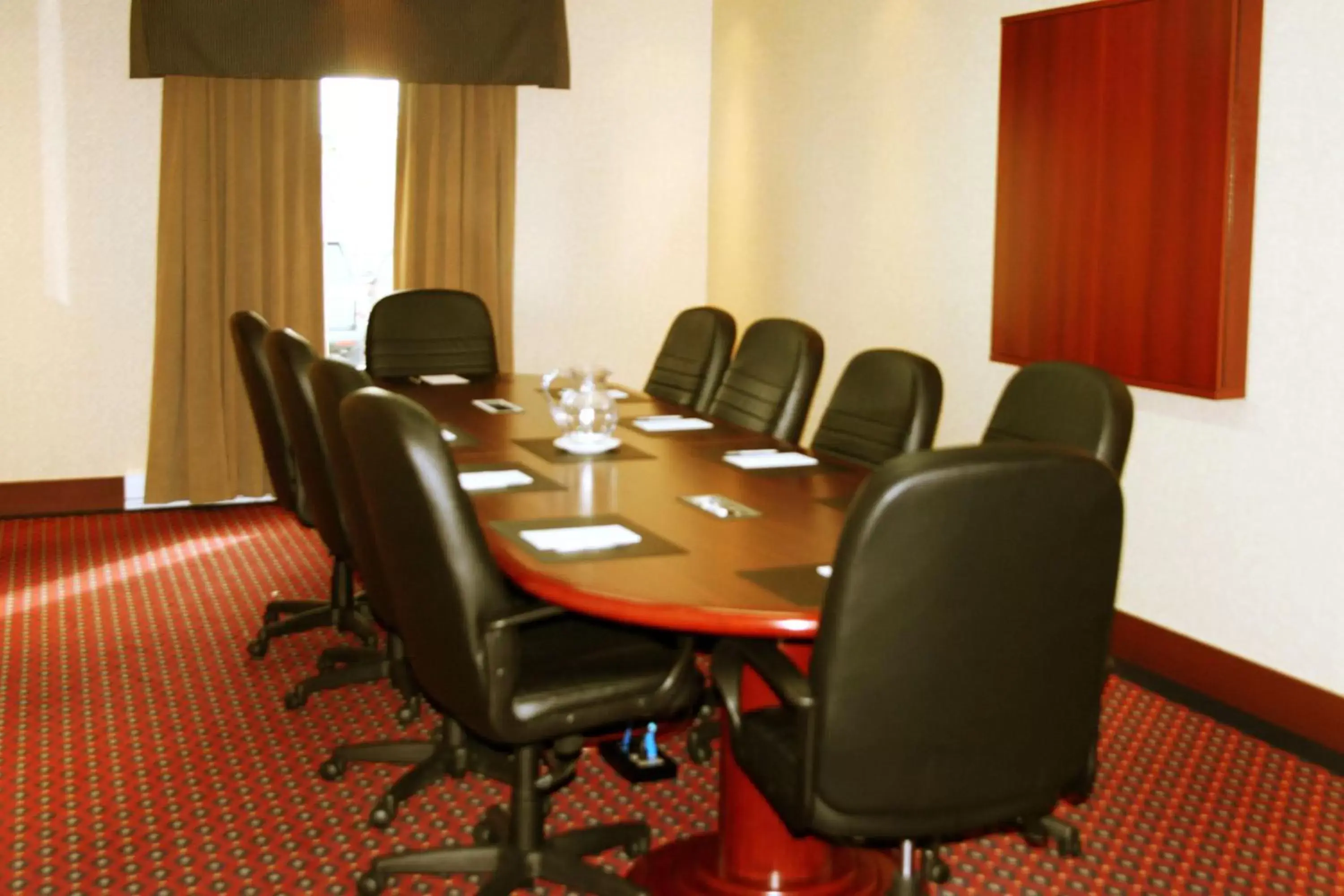 Meeting/conference room in Hampton Inn & Suites Laval